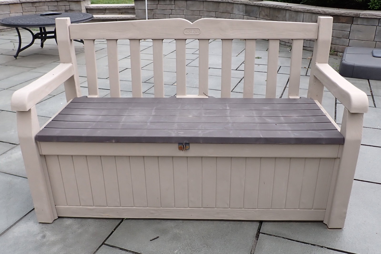 Keter Patio Storage Bench (1 of 7)