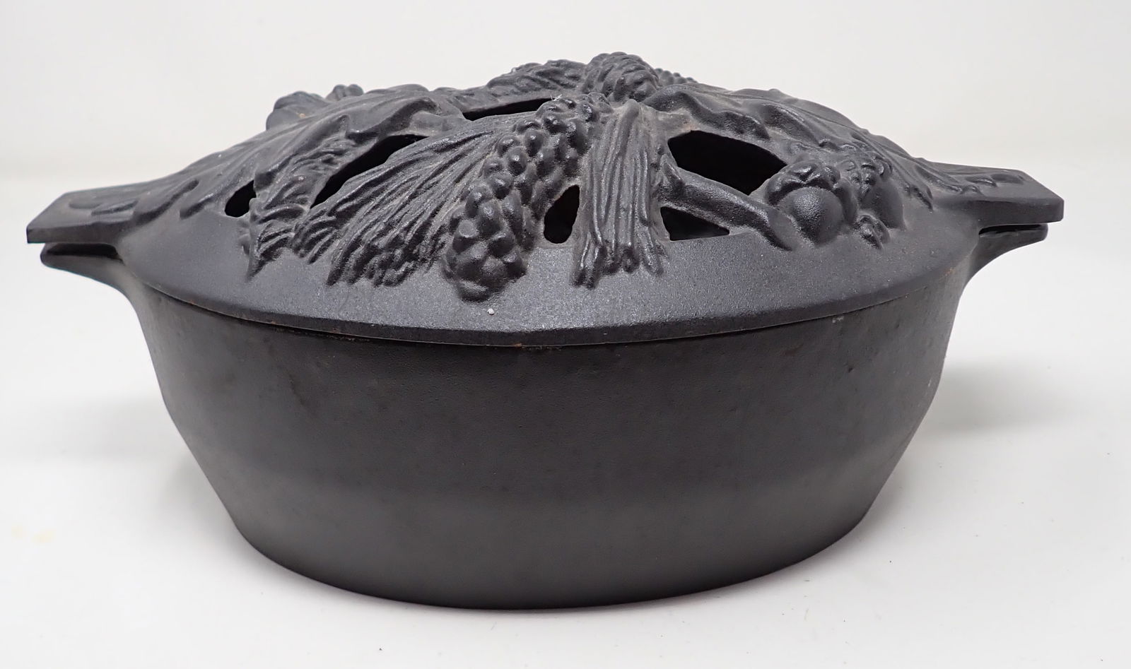 L.L Bean John Wright Wood Stove Steam Pot (1 of 6)