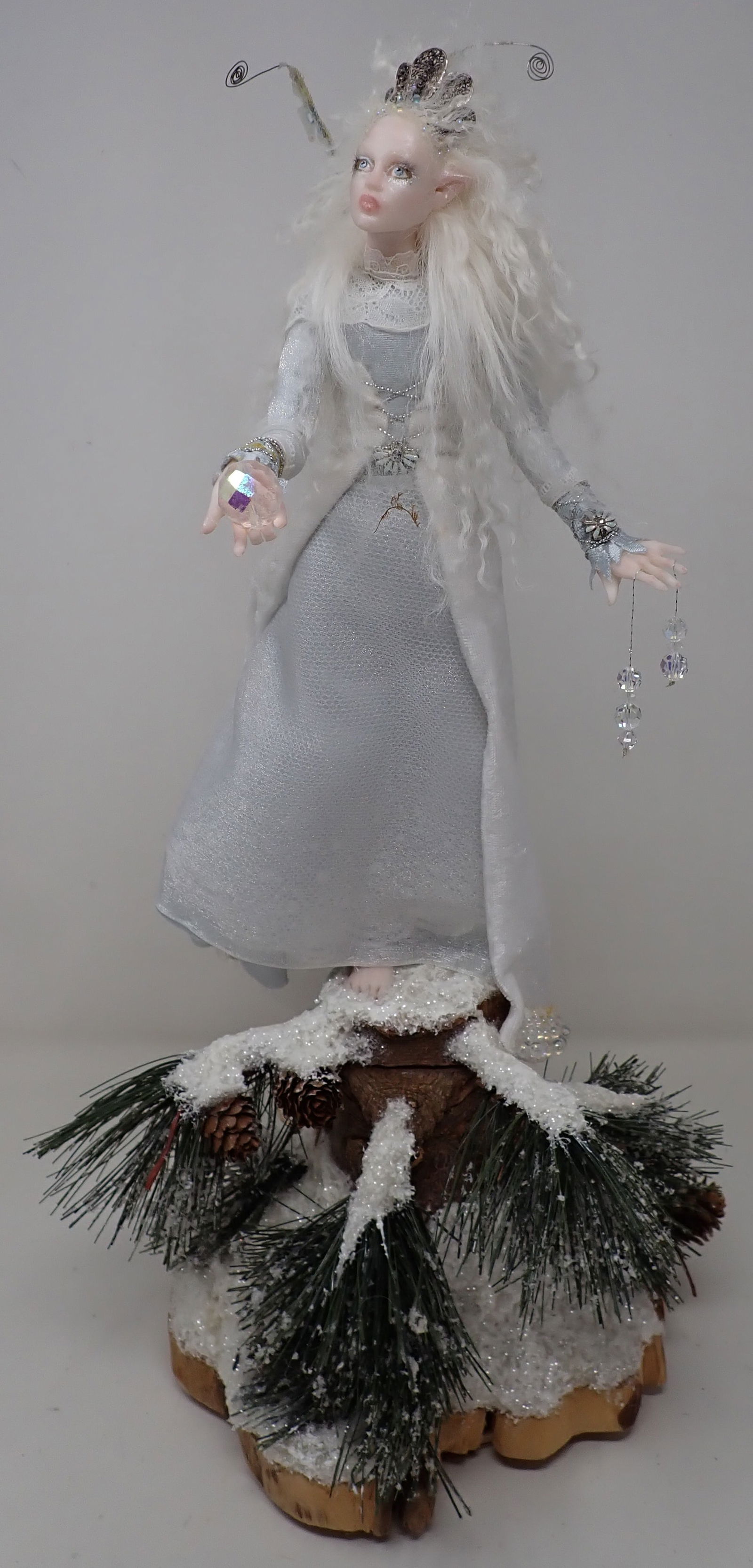 Olde Realms Sharon Wright Fairy Sculpture (1 of 4)