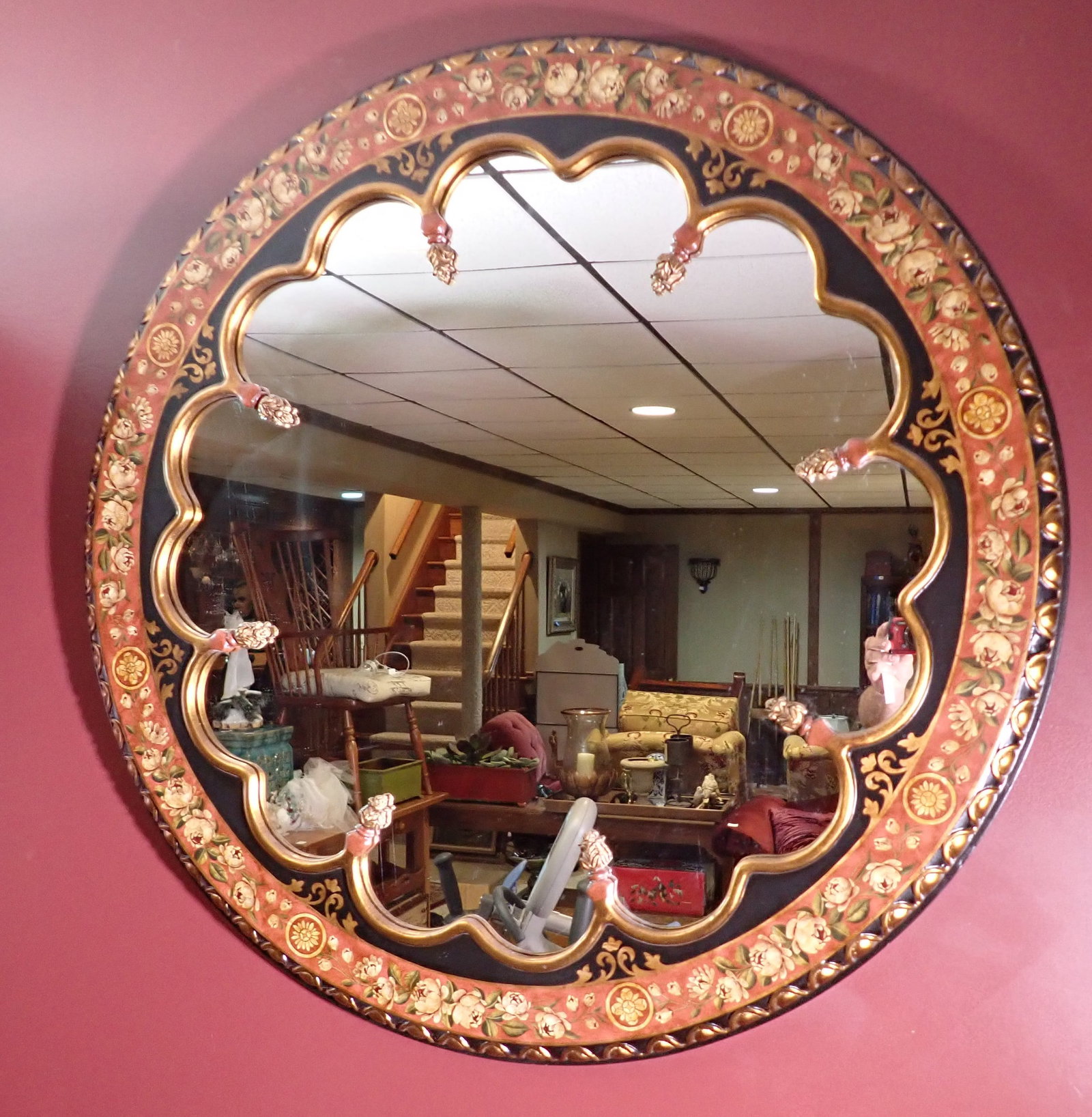 Decorator Wall Mirror: Approx 38" in diameter