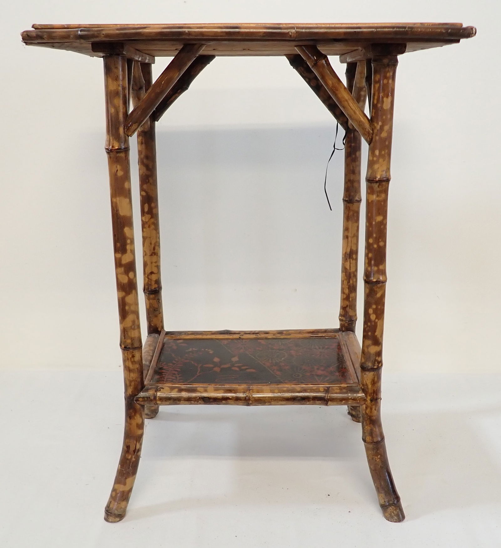 Chinese Style Rattan Lamp Stand (1 of 6)