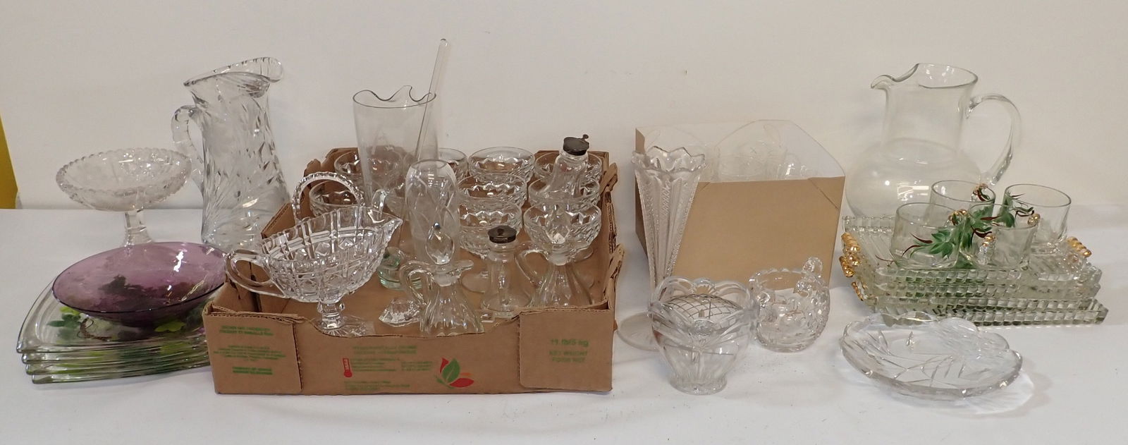Large Lot of Misc Glassware (1 of 7)