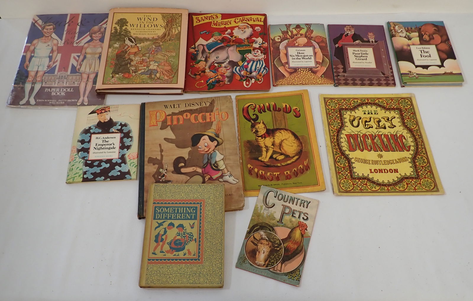 Childrens Books incl Ugly Ducking & Pinnochio (1 of 7)