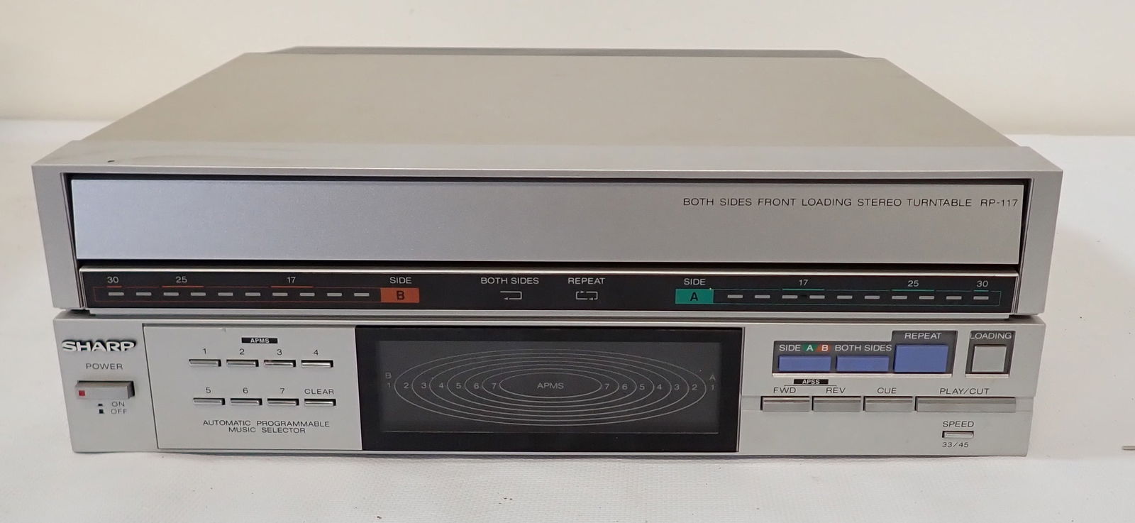Sharp RP 117 Stereo Turn Table (1 of 4)