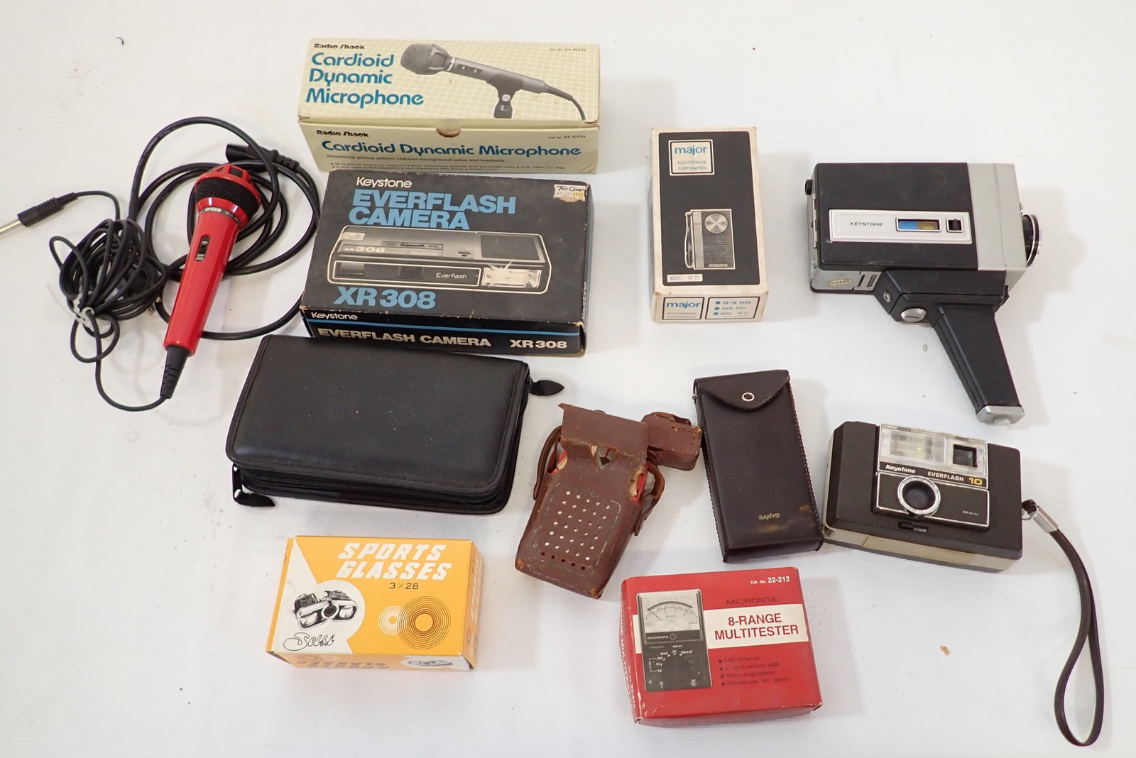 Sharp Wizard 256KB Microphones & Misc: Getting all pictured
