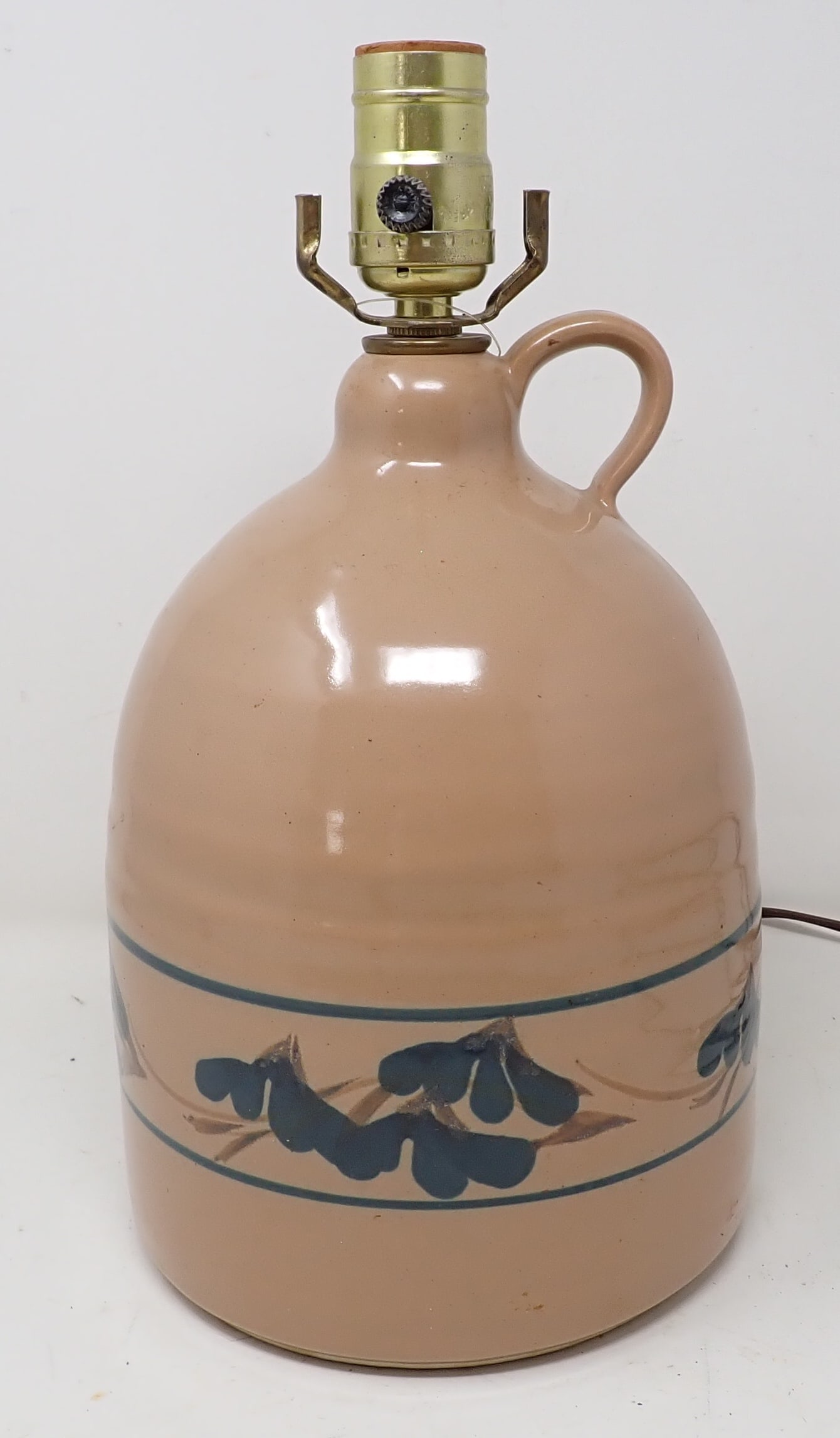 Country Decorator Jug Table Lamp (1 of 2)