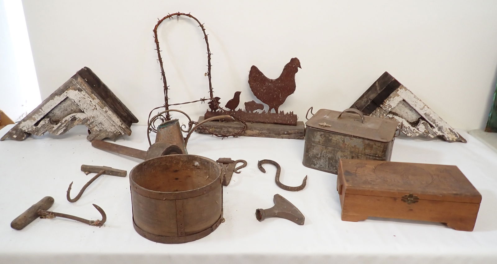 Corbels Wood Measure Hooks & Misc (1 of 7)