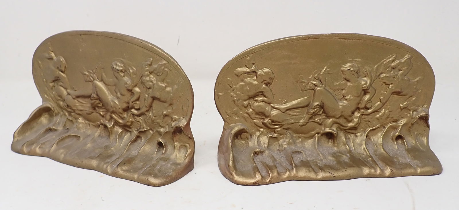 Cast Iron Cherubs & Angels Bookends: Approx 2 1/8" x 7 3/4" x 4 1/2" tall.