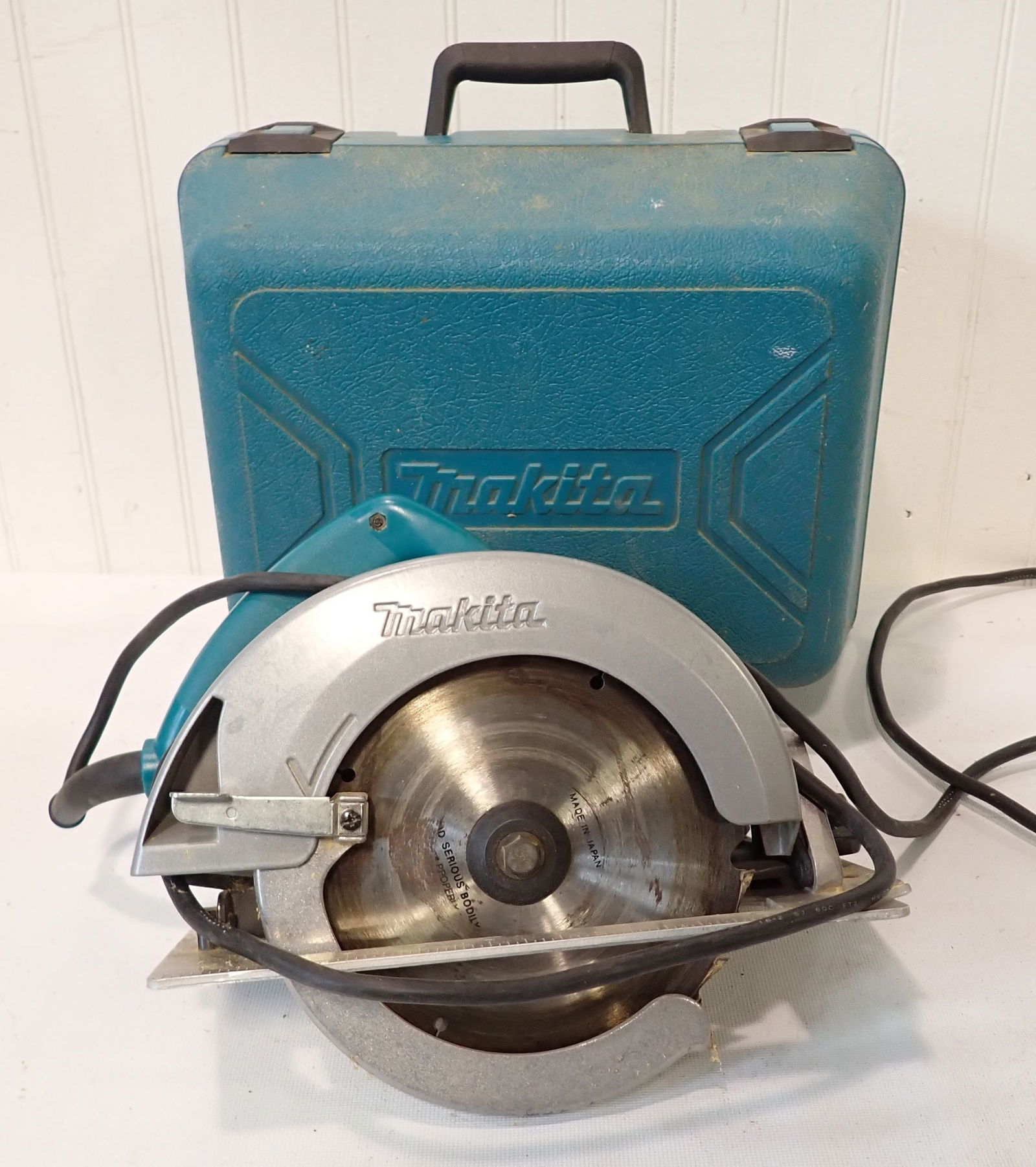 Makita 5007NB 7 1/4" Circular Saw (1 of 5)