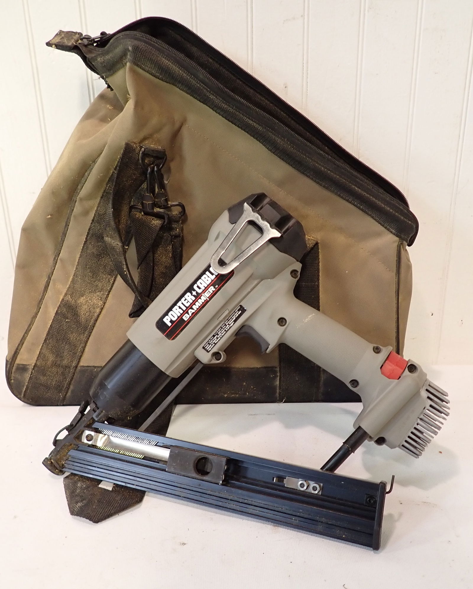 Porter Cable Bammer CDA250 15ga. Finish Nailer (1 of 4)
