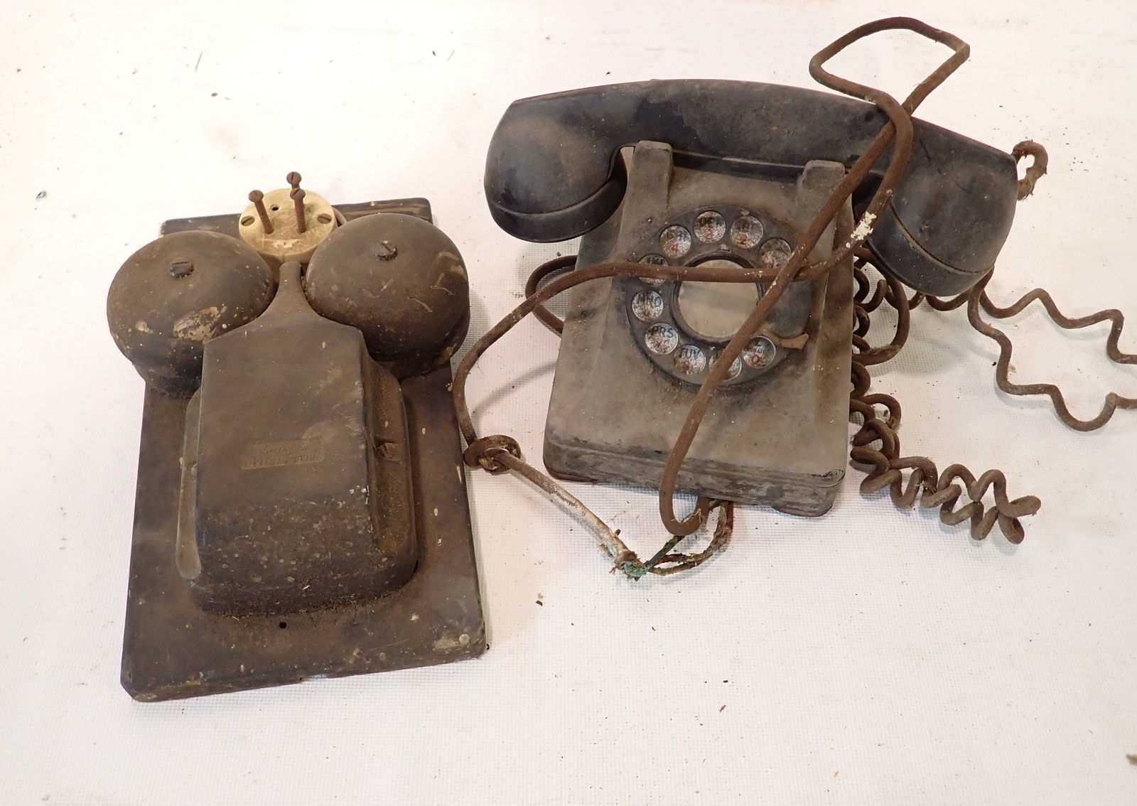 Western Electric Bell System Phone & Ringer (1 of 3)