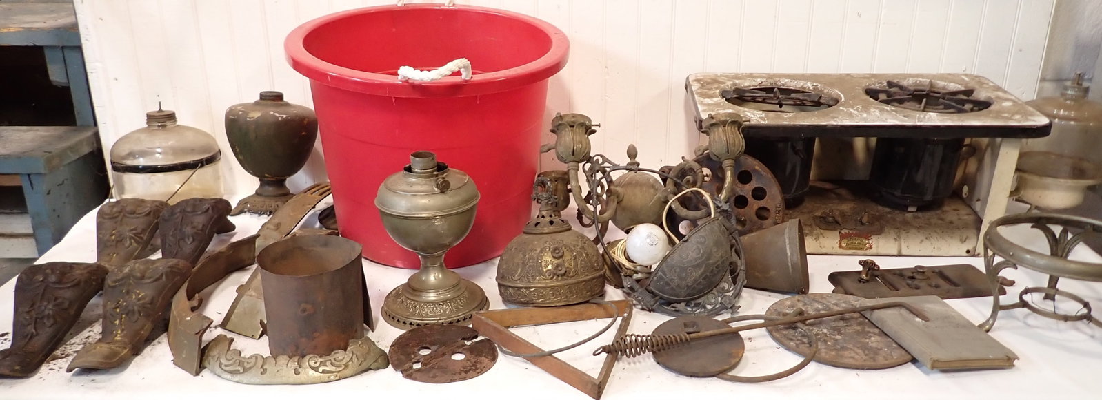 Stove Lamp Parts & Misc: Must take all. No In House Shipping !