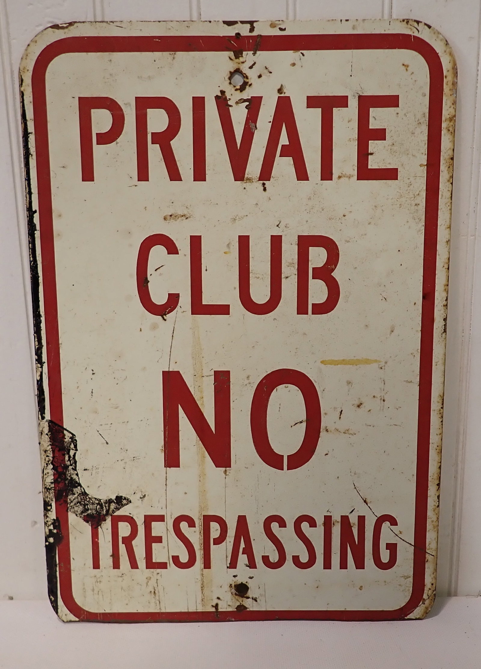 Private Club No Trespassing sign: Apprx 12" x 17 1/2"