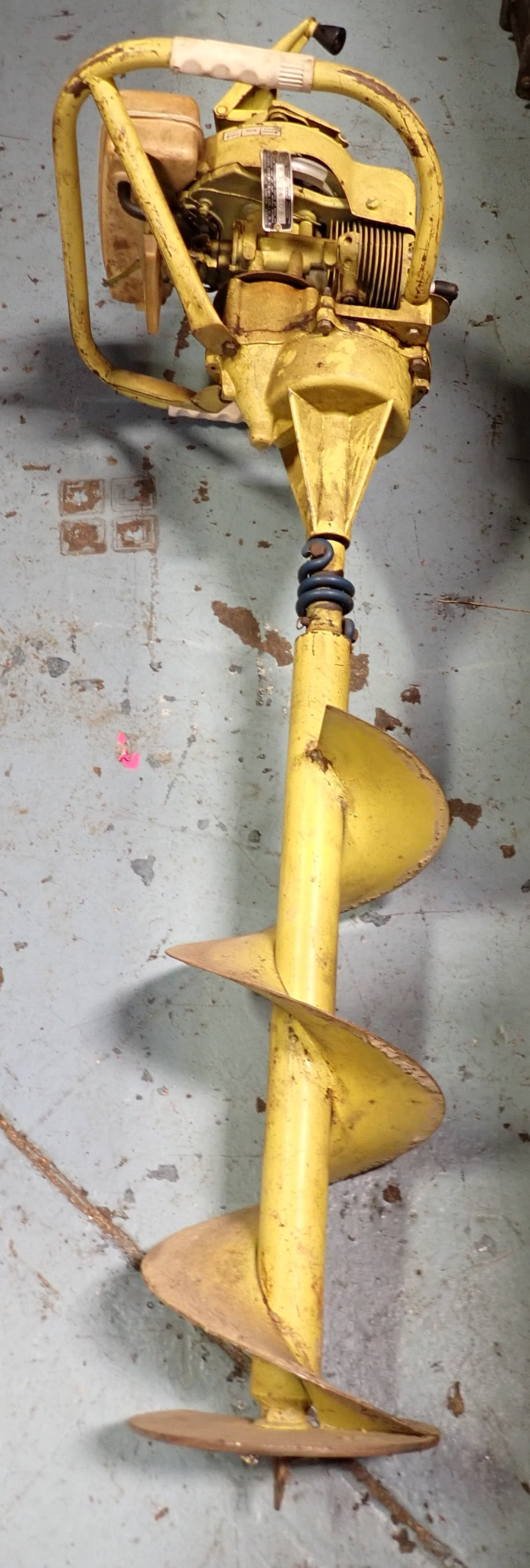 Sears Simpsons Post Hole Digger (1 of 5)