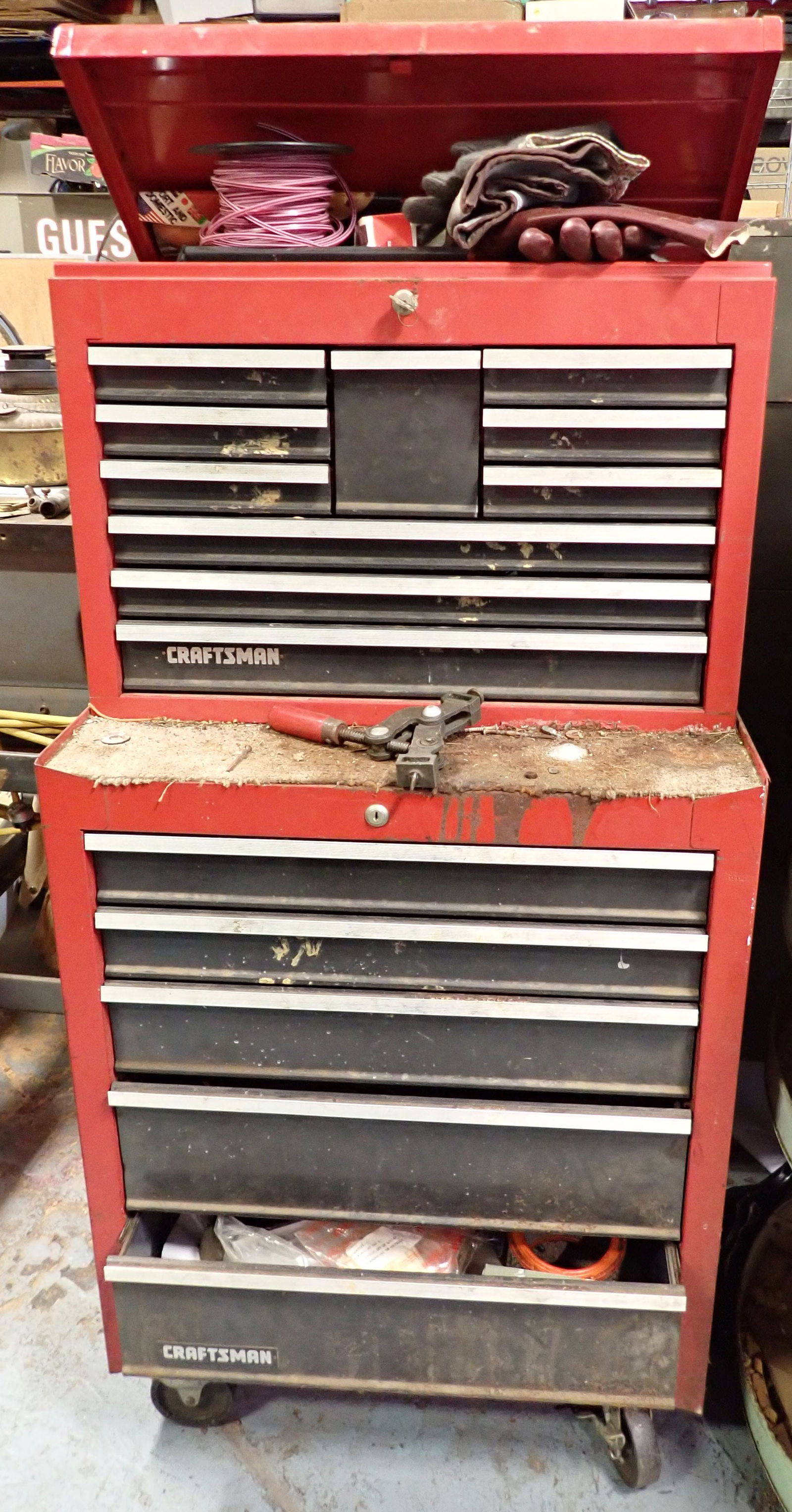 Craftsman Tool Chest & Contents (1 of 11)