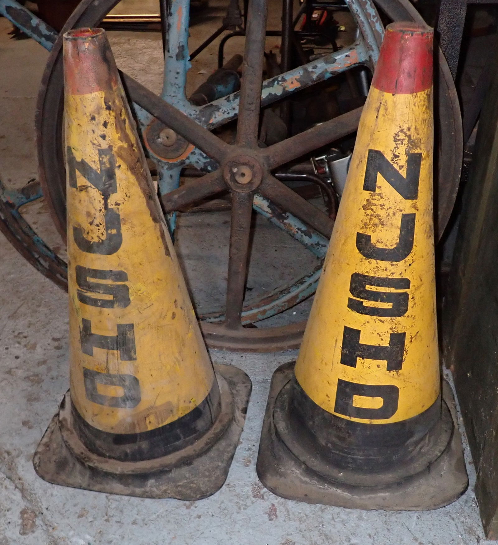 NJ State Highway Dept Traffic Cones (1 of 1)