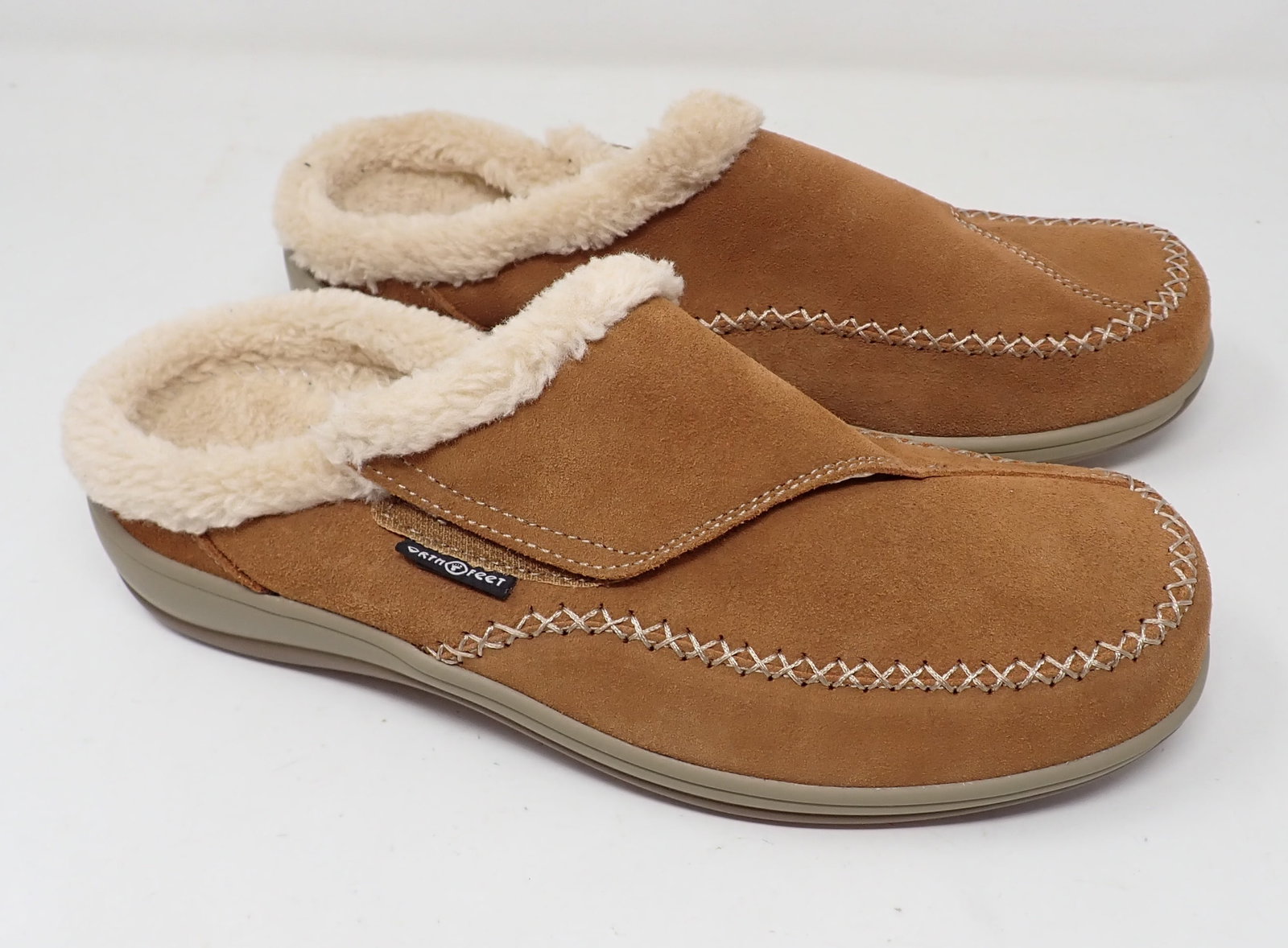Orthofeet Shoes: Apprx 11 /4" long ( Not sure of size)