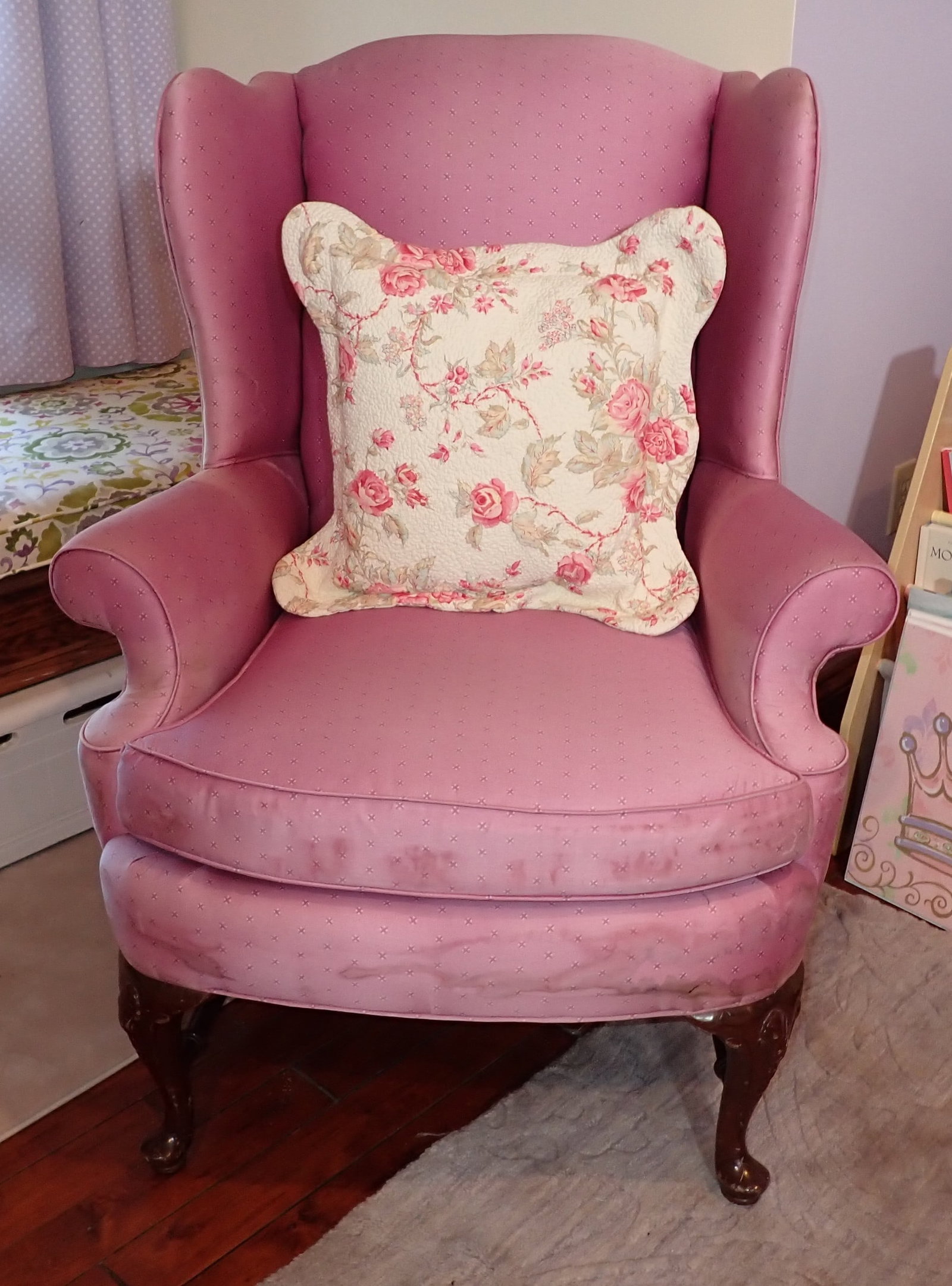Wing Chair: No shipping ! Bring proper help to remove from second floor.