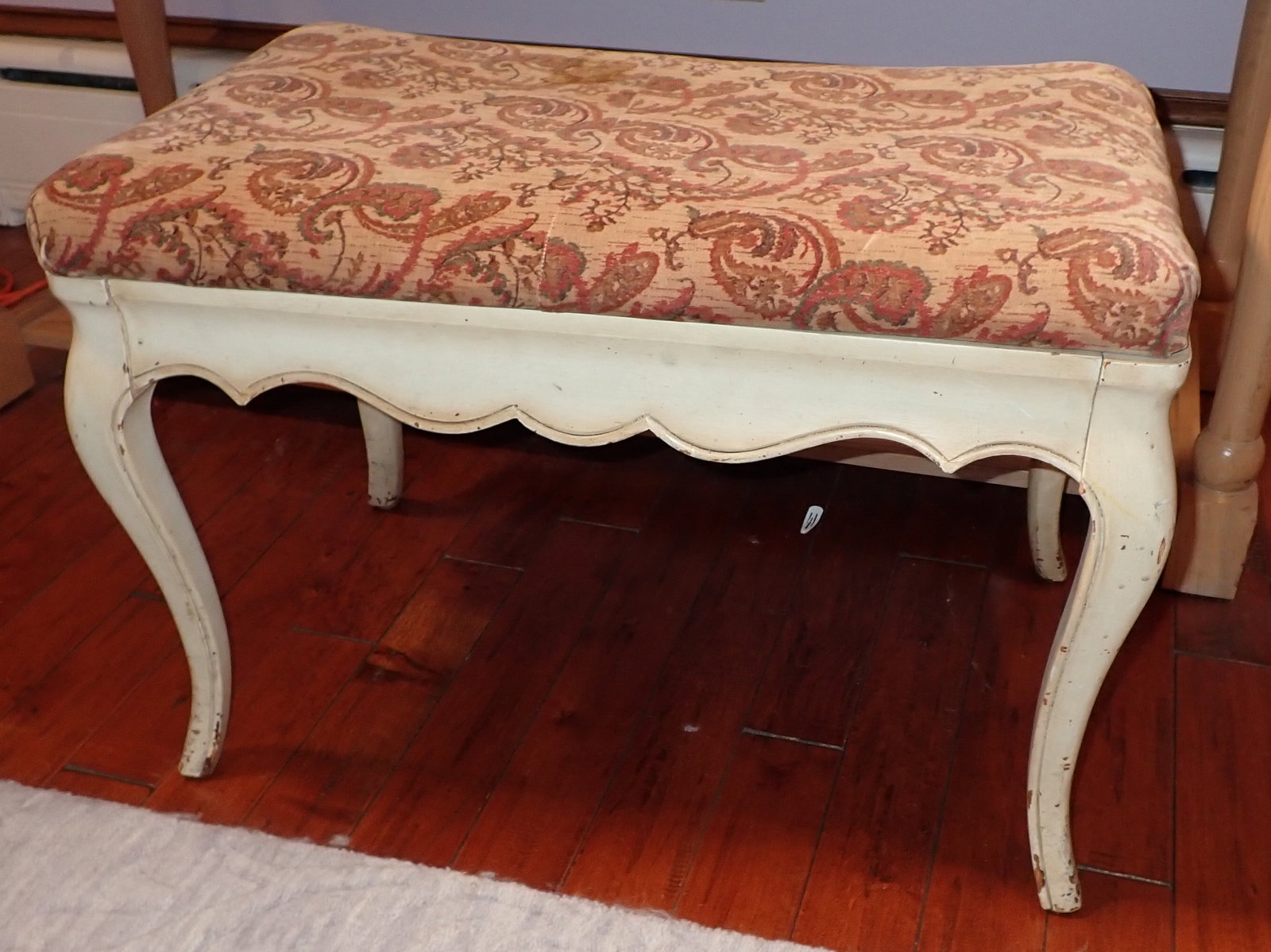 Vanity Bench: Approx 15 1/2" x 26" x 18" tall. No shipping ! Buyer to remove from second floor.