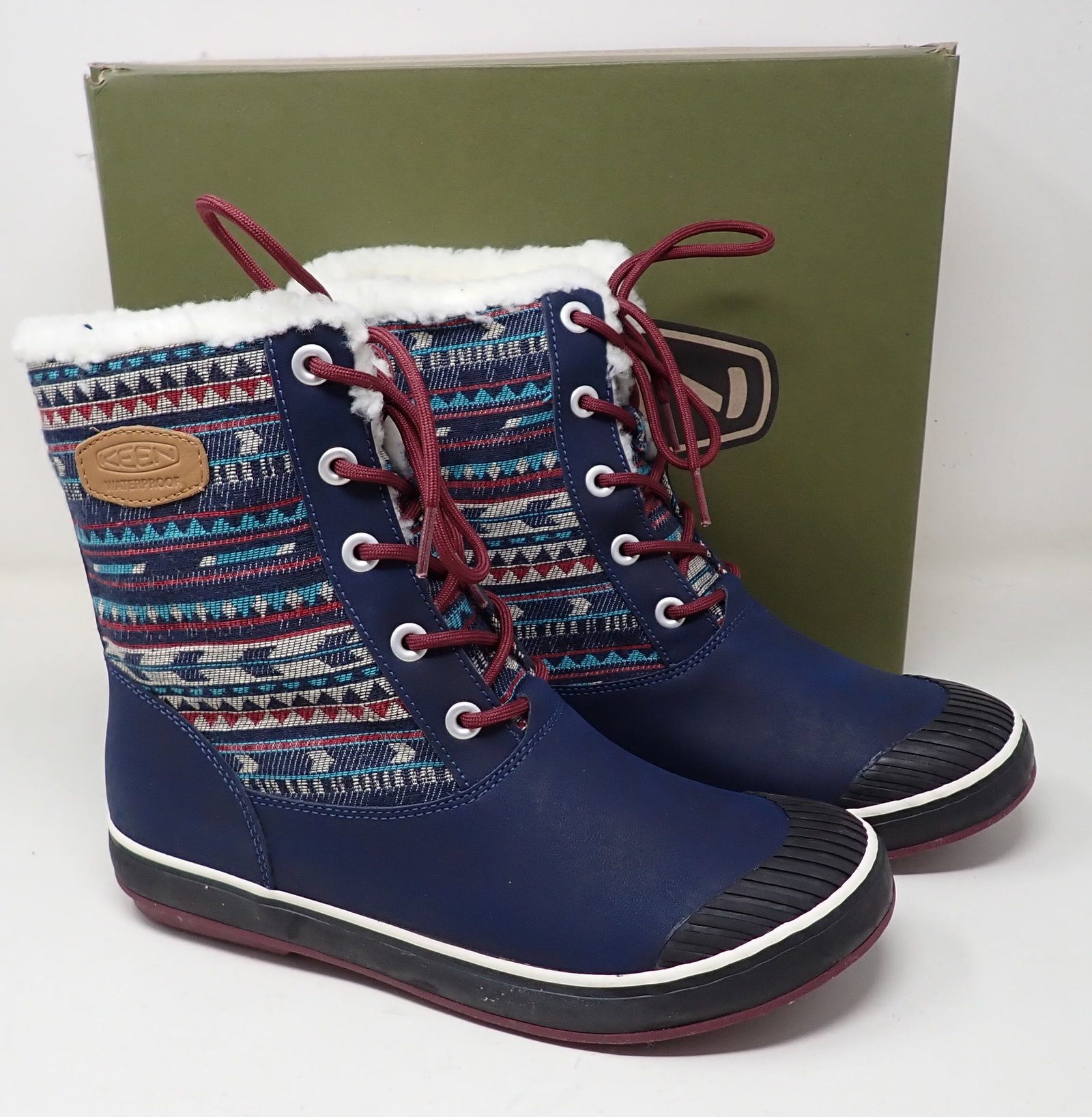 Keen Elsa Womens Boots: Size 10