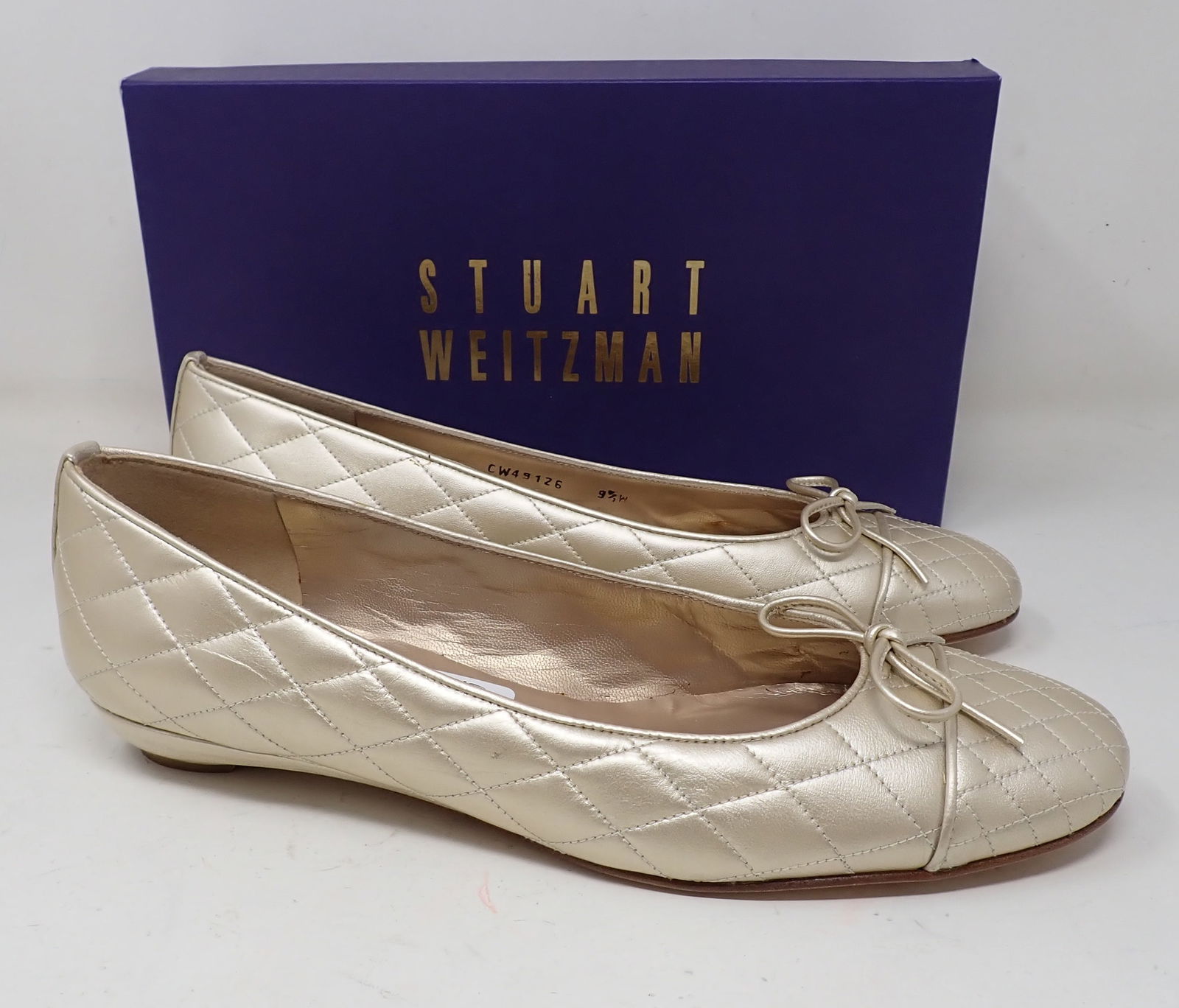 Stuart Weitzman Cava Nappa Quilty Shoes: Size 9 1/2 W