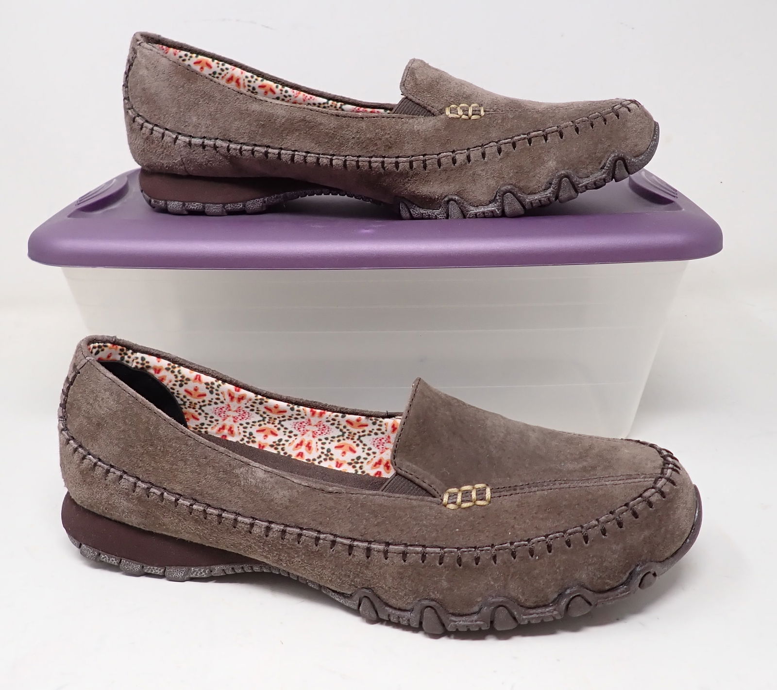 Skechers Womens Shoes: Size 10