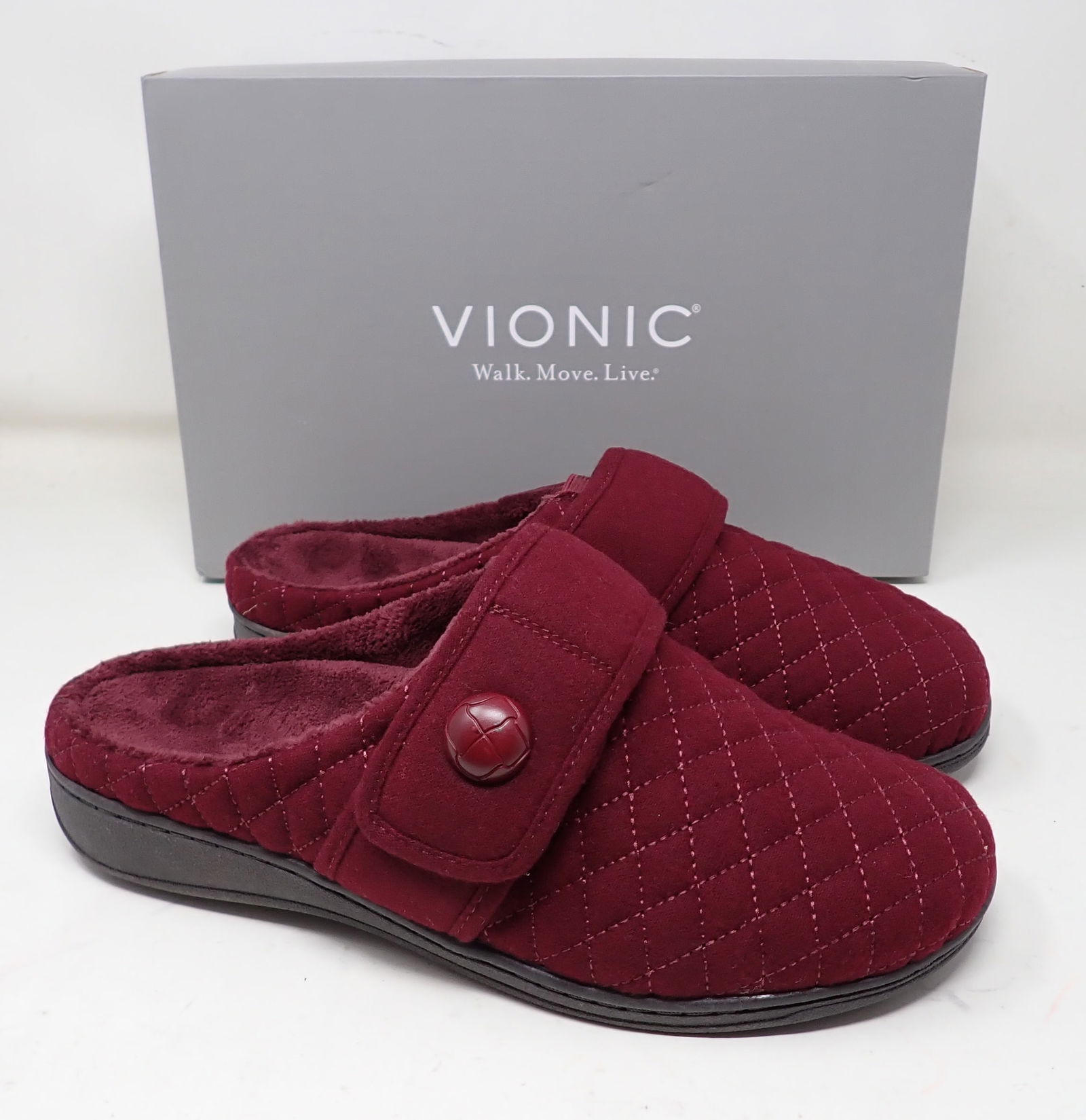 Vionic Indulge Slippers: Size 10