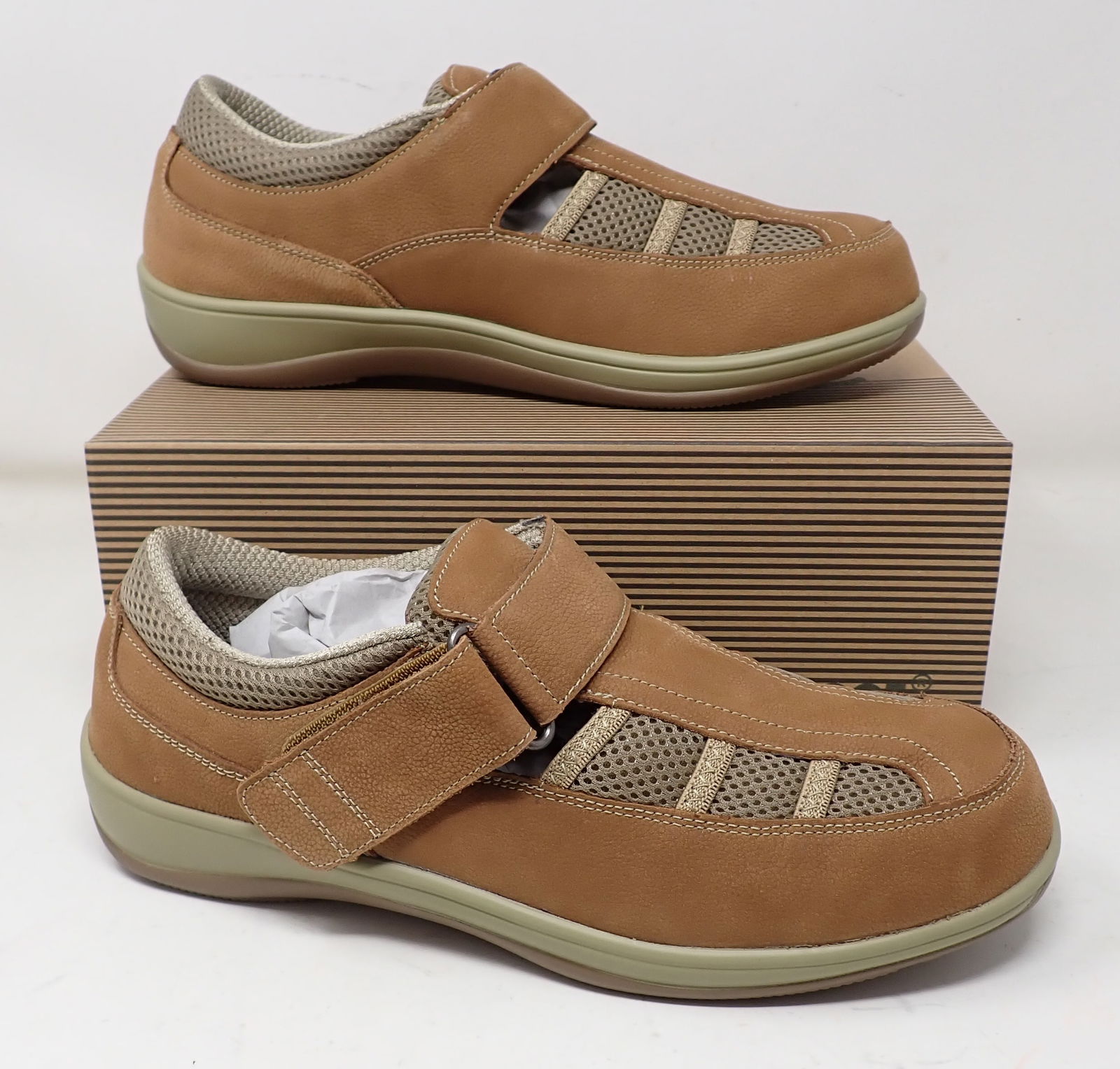 Orthofeet Sarsota Beach Shoes: Size 10 1/2 wide