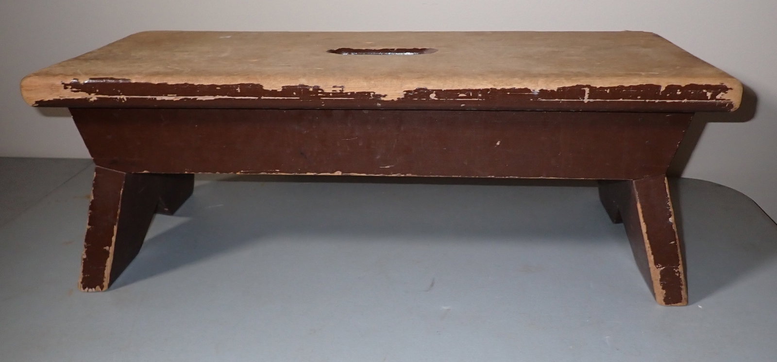 Foot Stool: Approx 10" x 24" X 8 1/2" tall. No shipping !