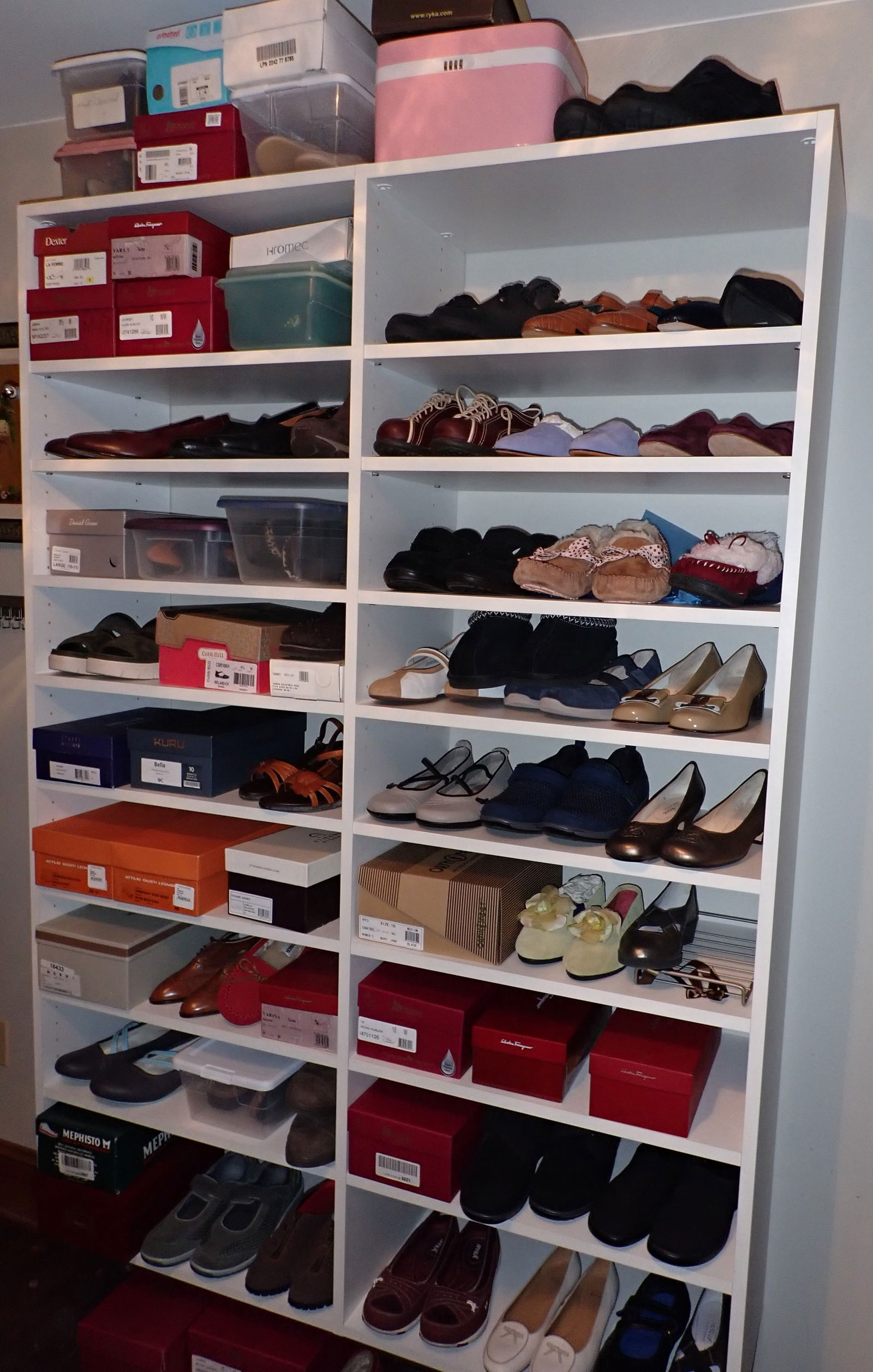 Large Lot of Shoes (1 of 14)