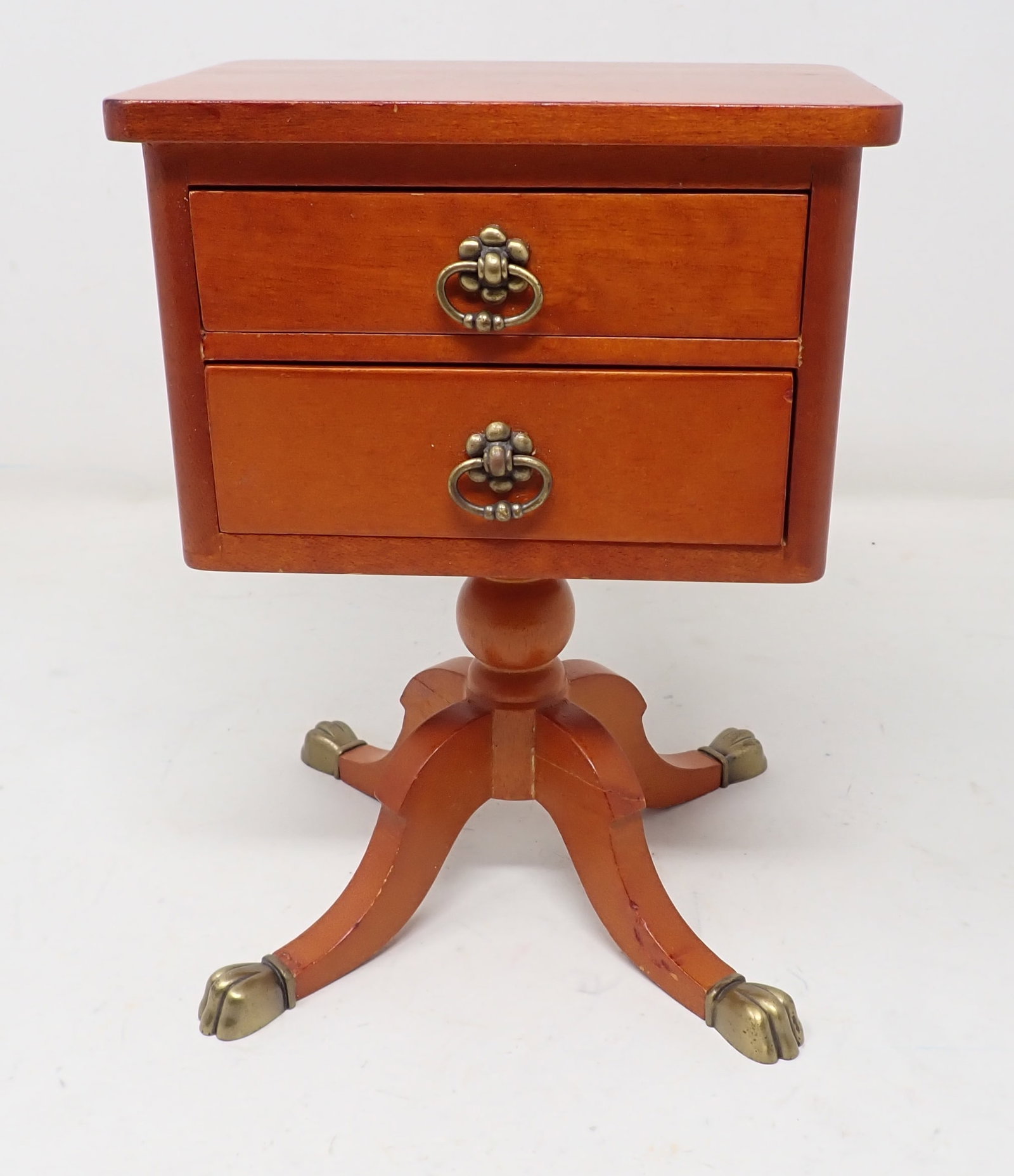 Pleasant Co American Girl Night Stand: Approx 3 7/8" x 5 3/8" x 7 1/2" tall