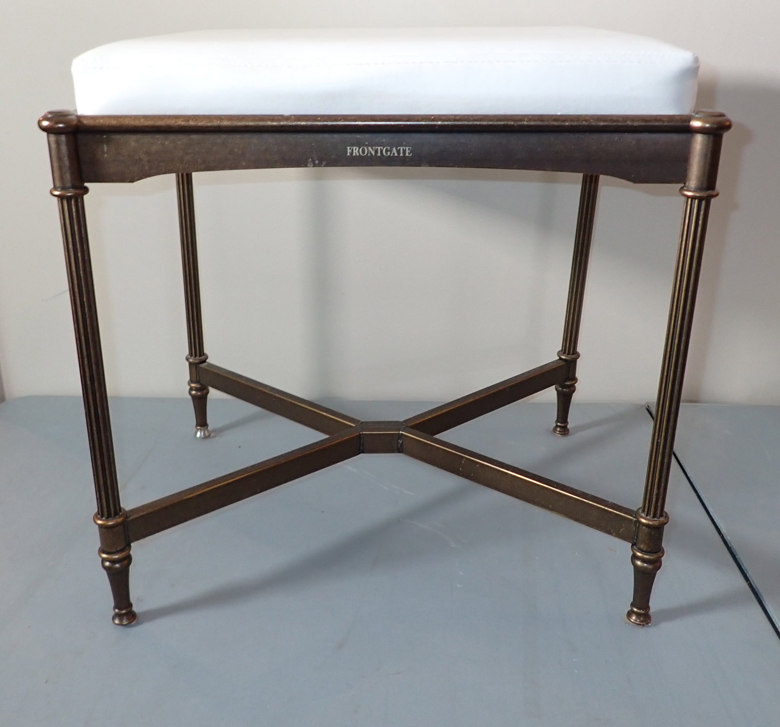 Frontgate Vanity Bench: Apprx 15 1/4" x 19 1/4" x 18 7/8" tall. No shipping !