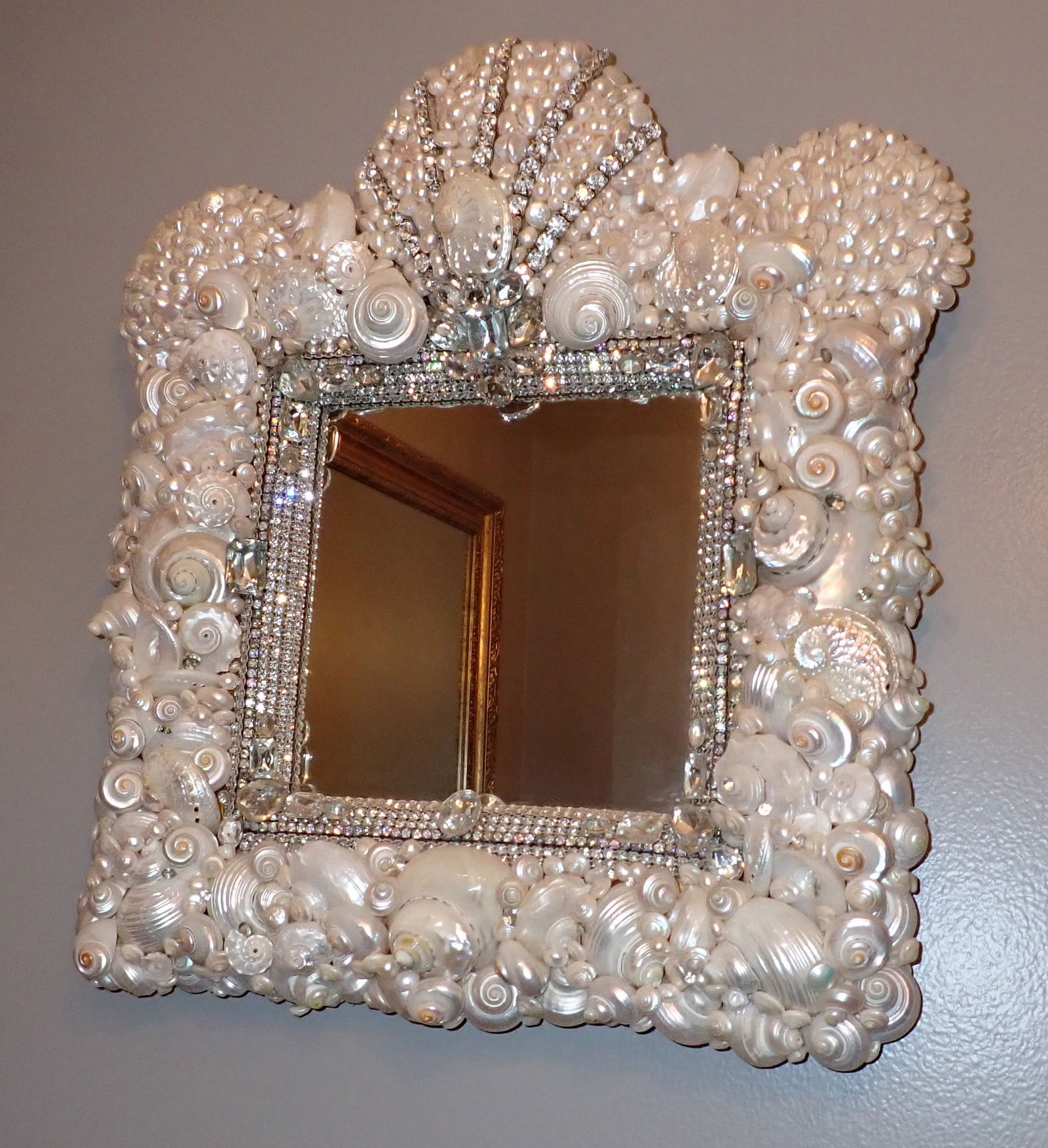 Seashell Mirror (1 of 2)