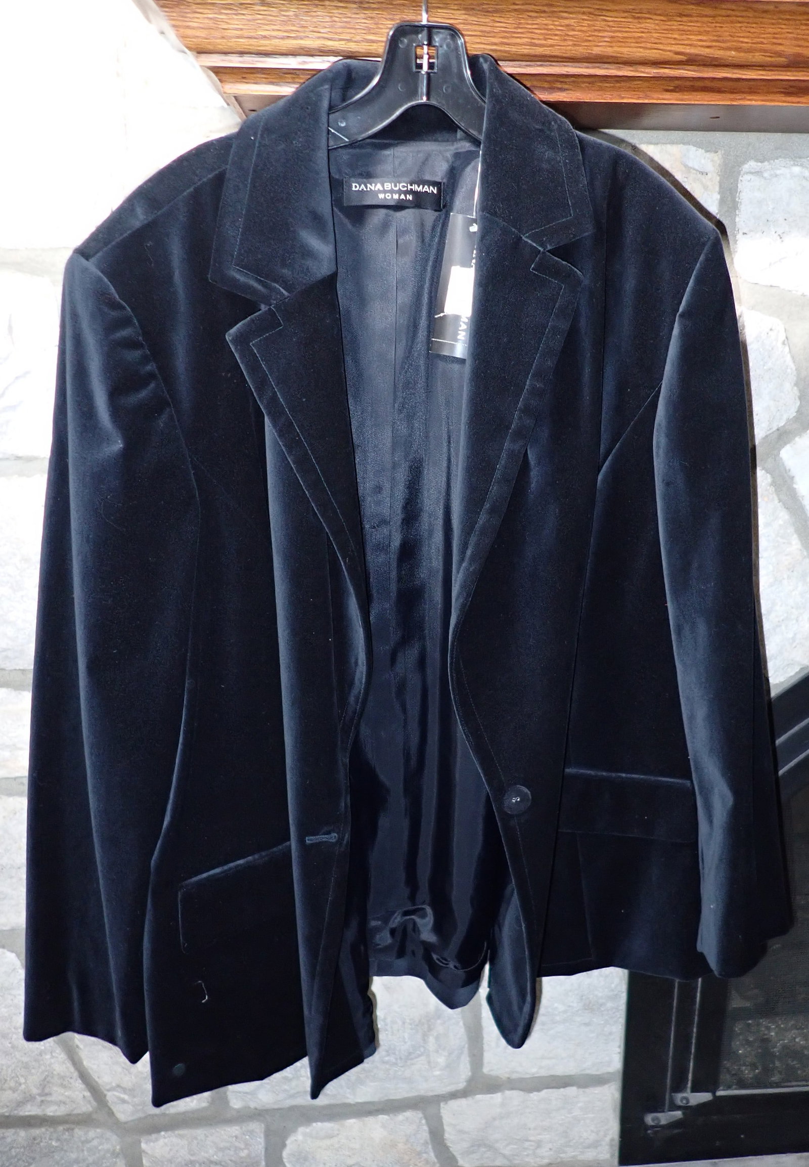 Dana Buchman Womens Jacket: Size unknown. New with tags