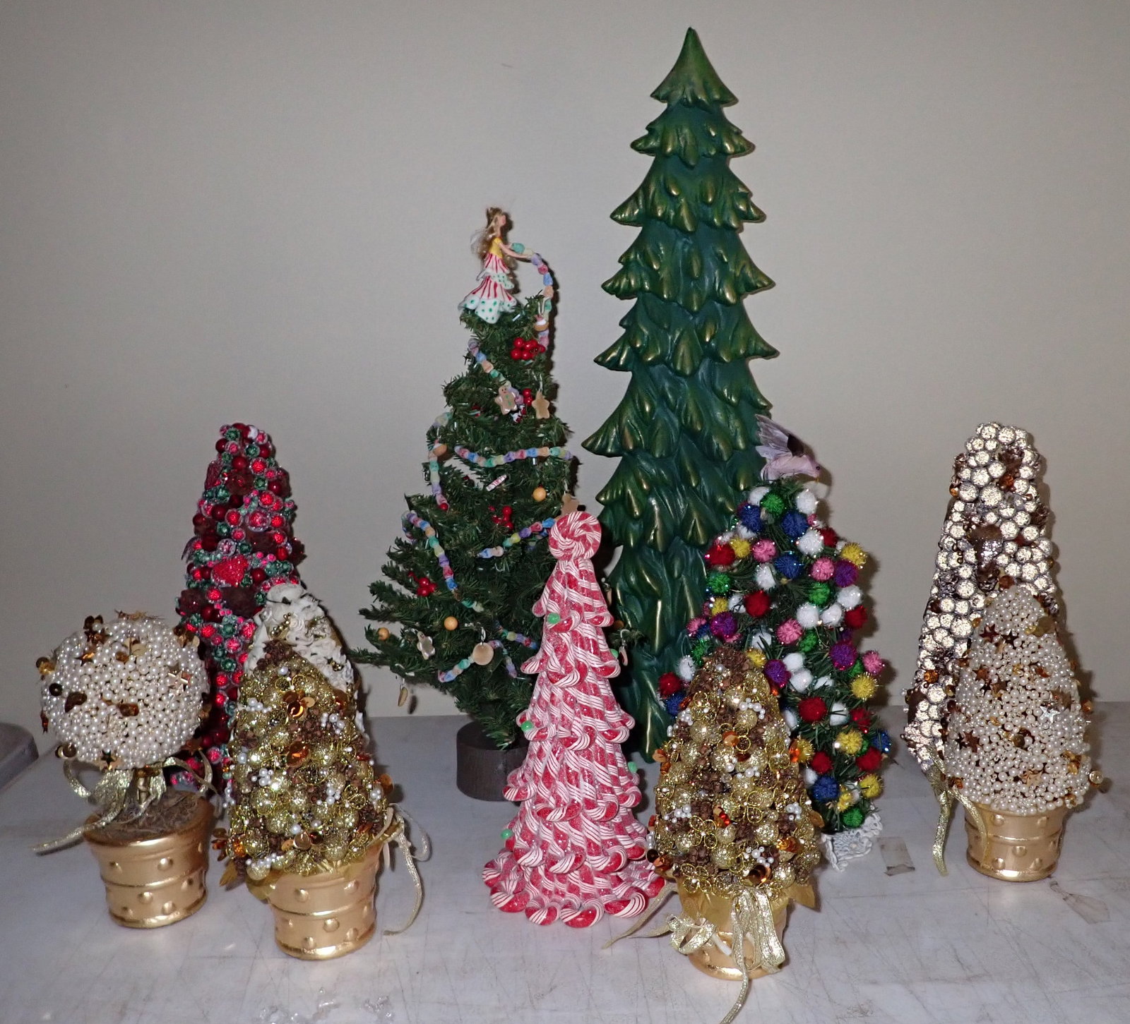 Christmas Trees: Tallest is apprx 23 1/2" tall. No shipping !