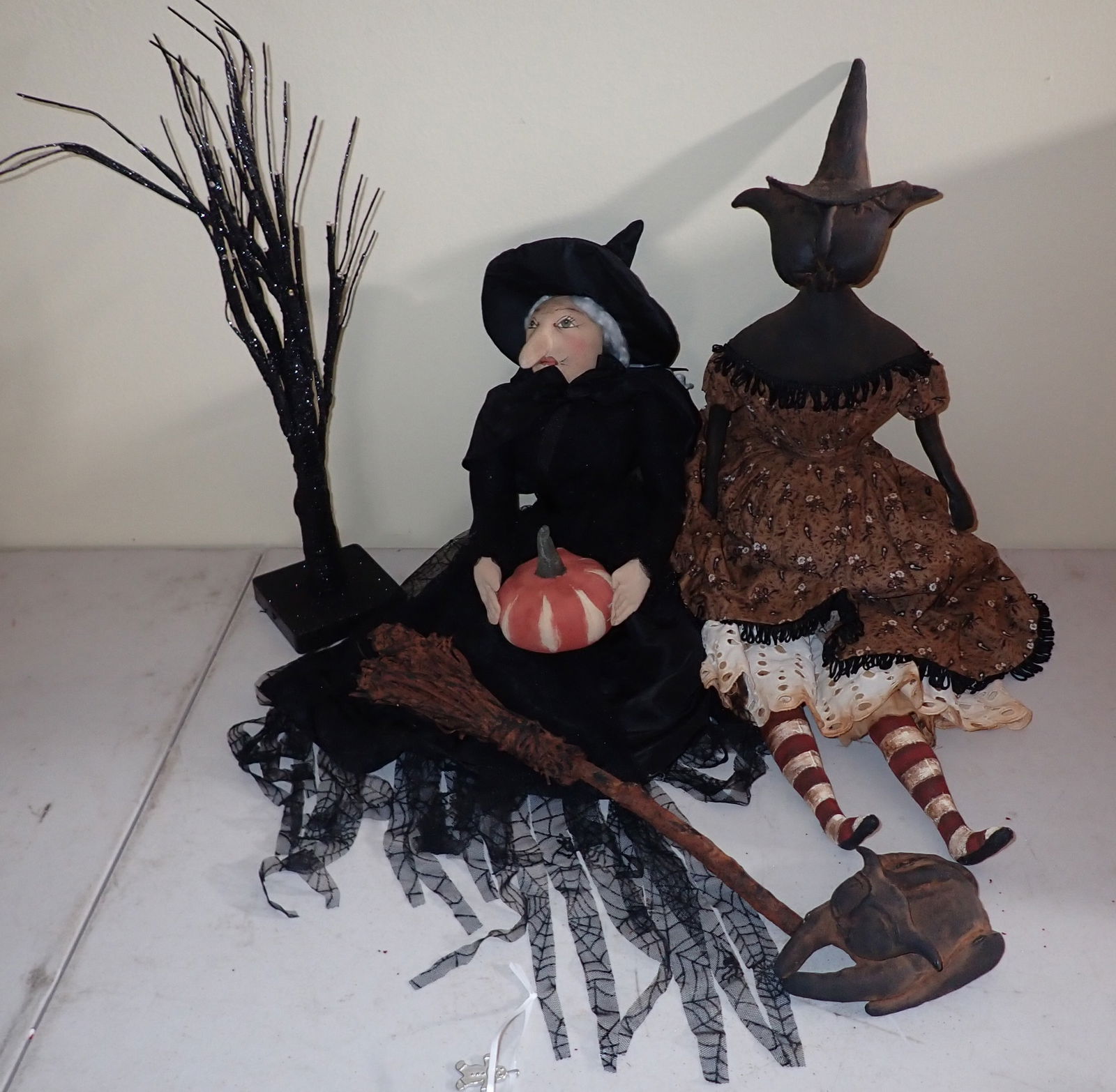 Halloween Decorations incl Witches & Cat (1 of 3)