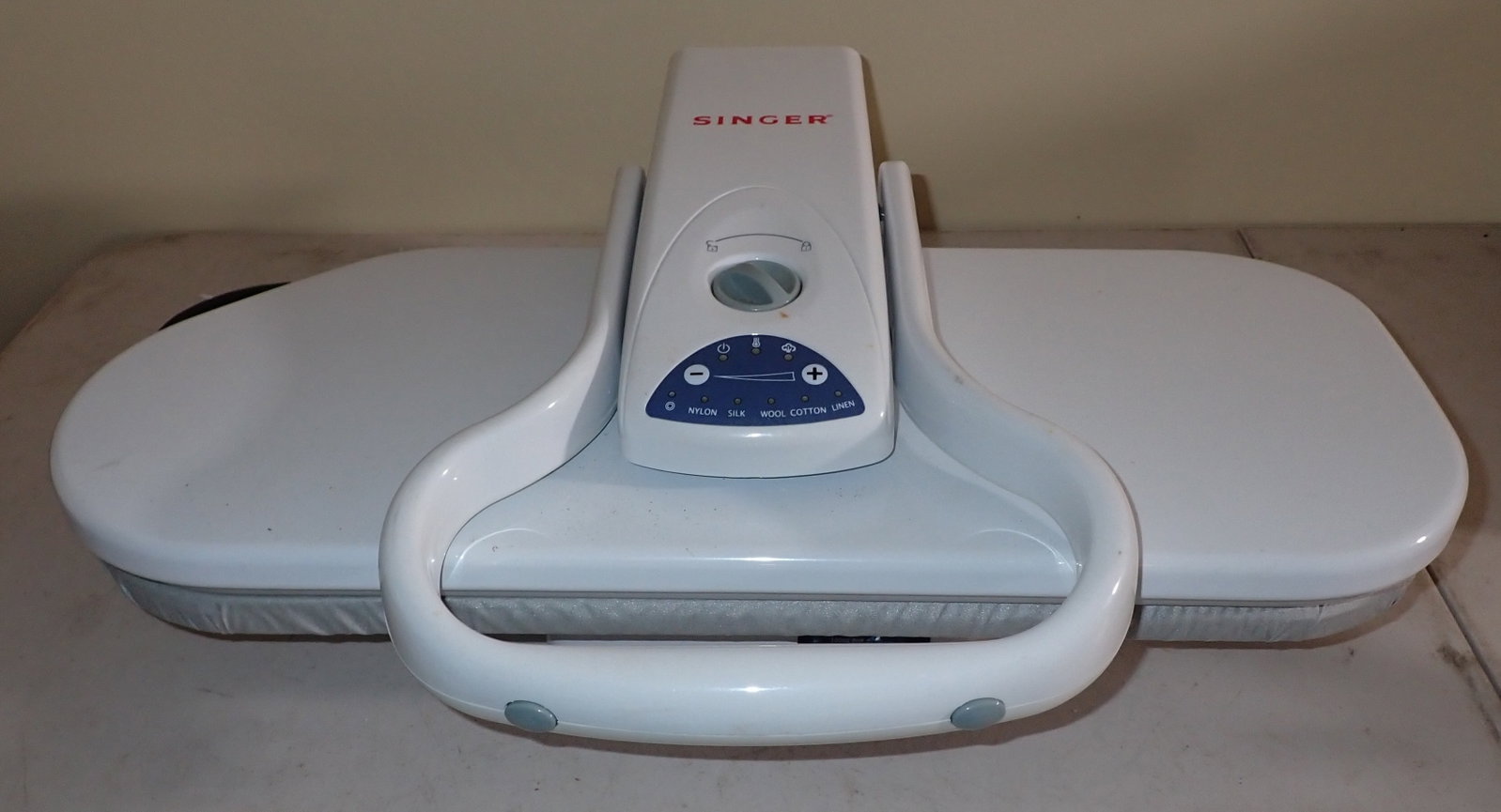Singer ESP2 Steam Press: No shipping !