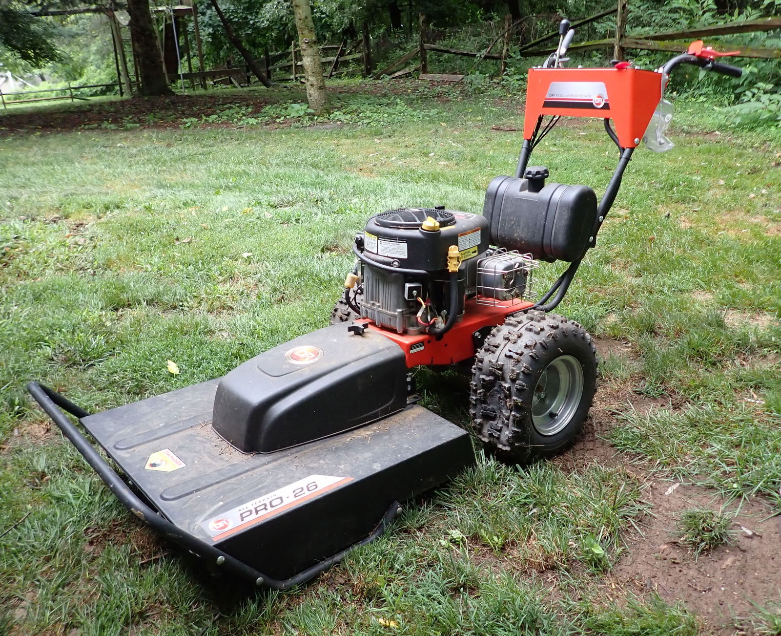 Dr Pro-26 Field and Brush Mower (1 of 9)