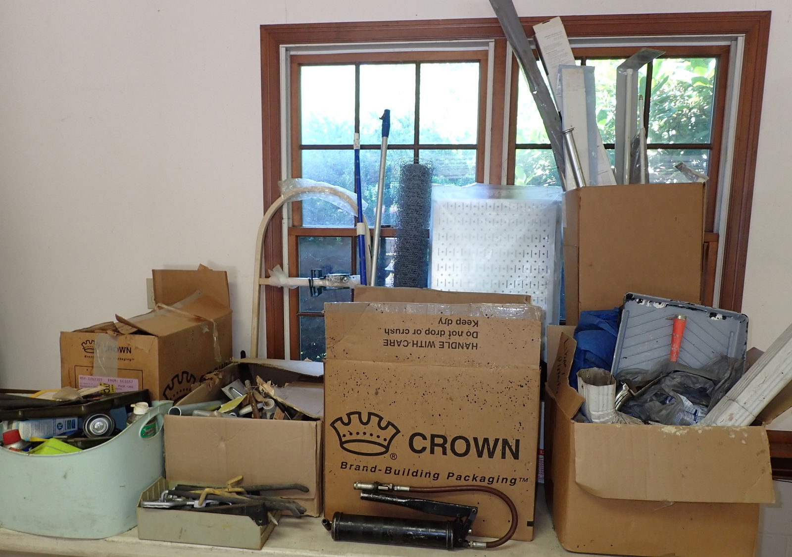 Paint Supplies & Misc Table Contents (1 of 11)