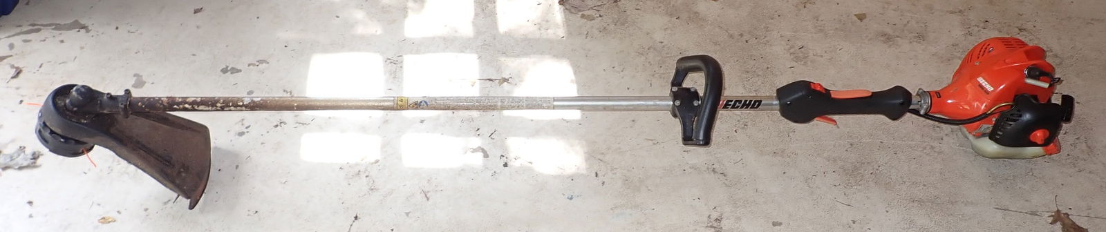 Echo SRM-225 String Trimmer (1 of 3)