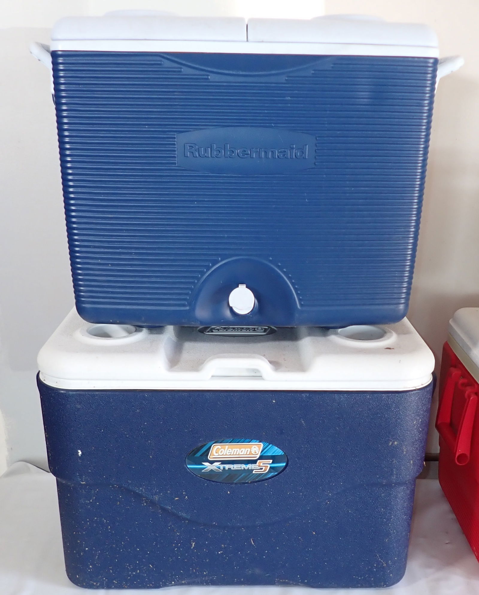 Coleman Igloo Coolers (1 of 2)