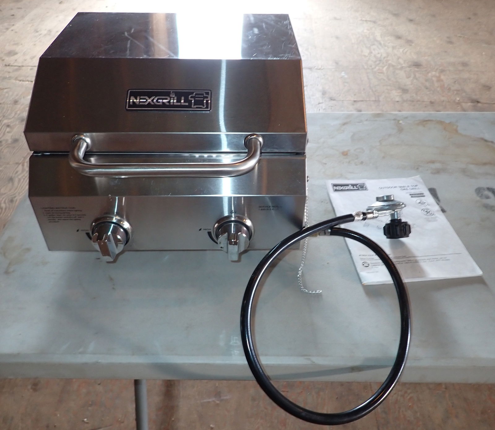 Nexgrill Tabletop Gas Grill (1 of 4)