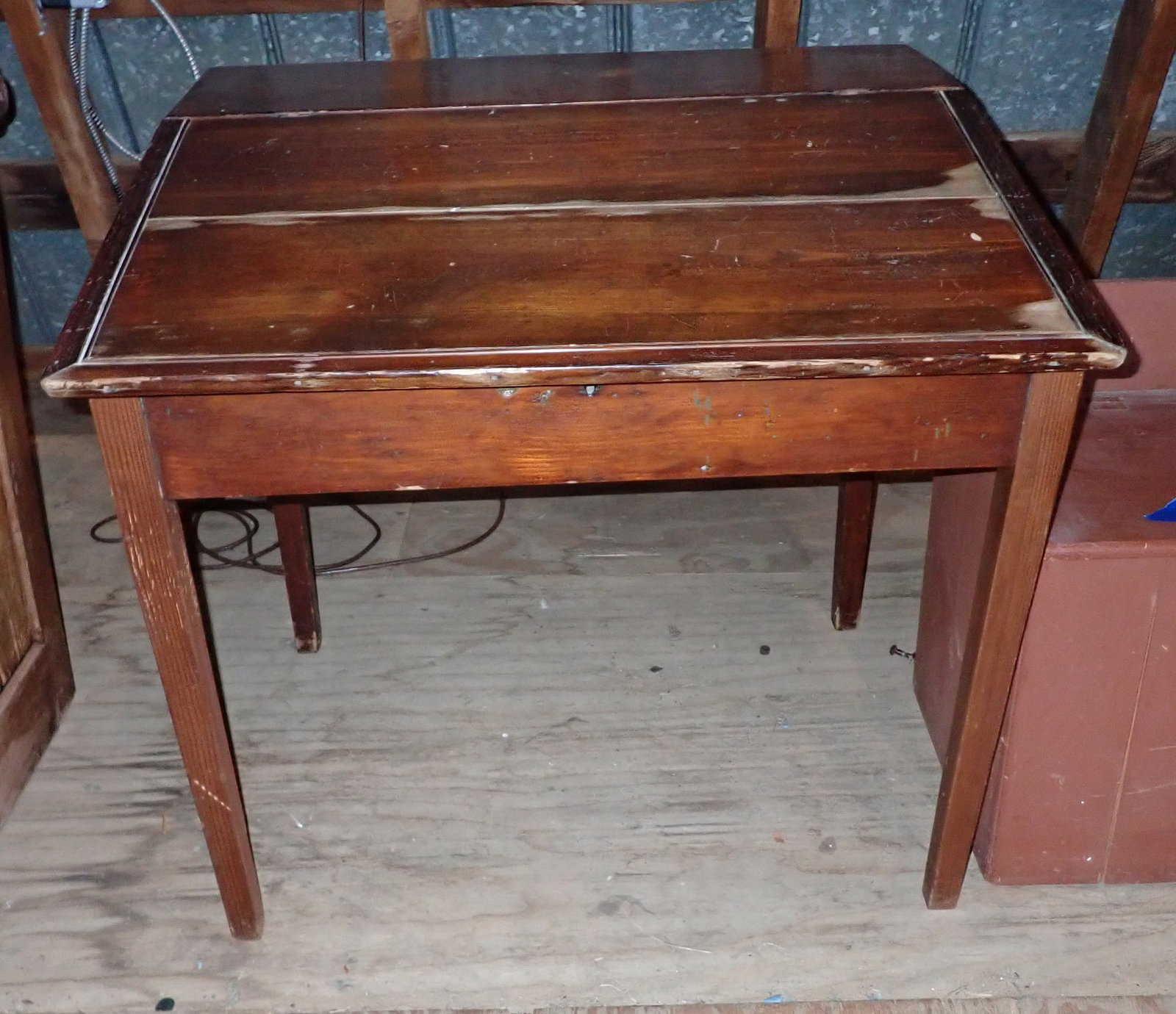 Desk: Approx 29" x 32 3/4" x 31 3/4" tall. No shipping !