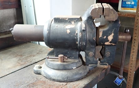 Alltrade 5" Professional Bench Vise