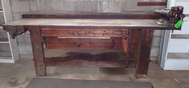 One Drawer Carpenters Workbench w/  Morgan Vise