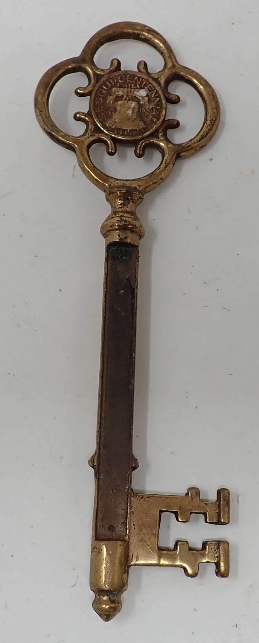 Philadelphia Sesqui-Centennial Brass Skeleton Key (1 of 4)