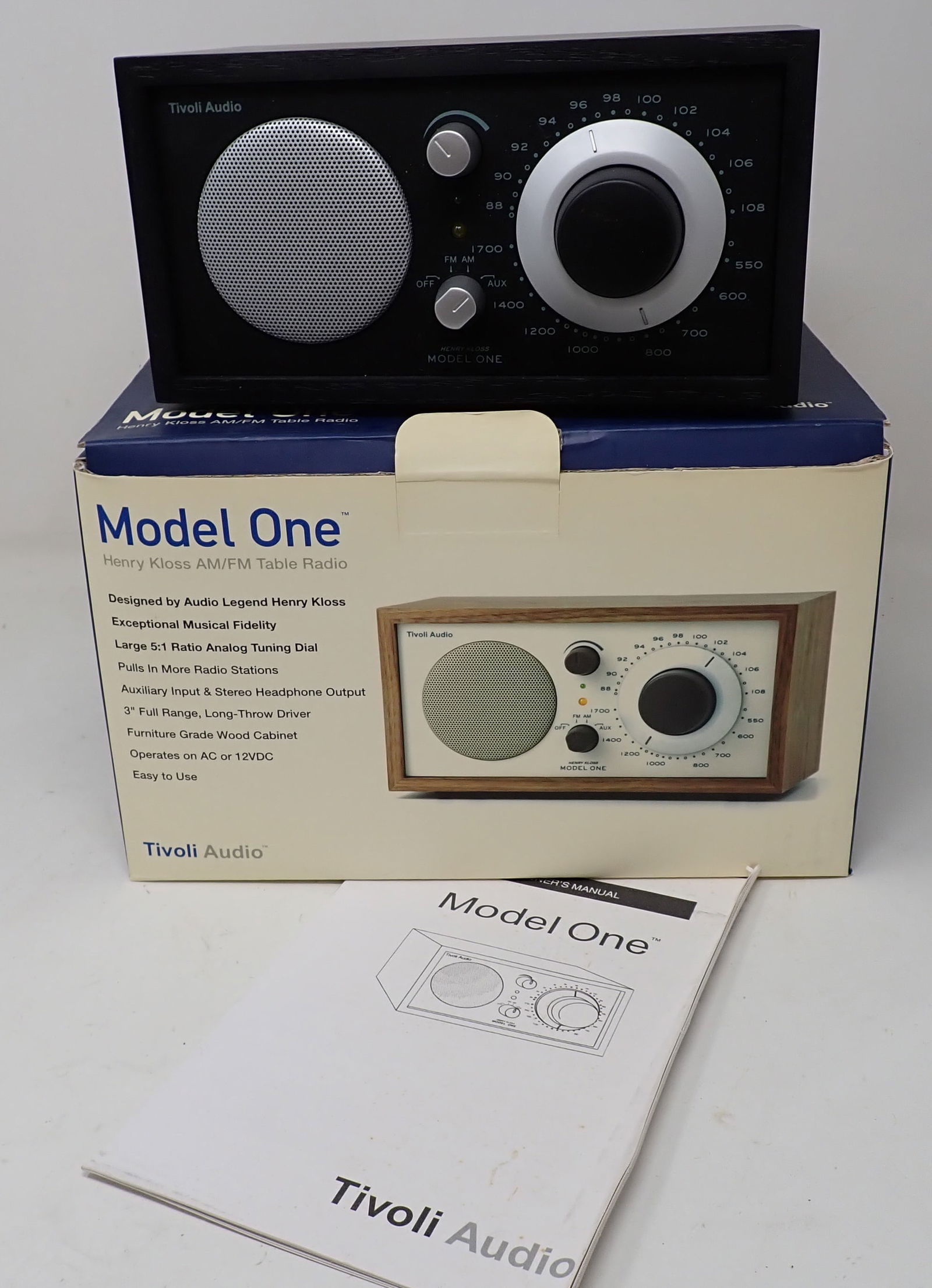 Tivoli Audio Model 1 Henry Kloss Table Radio (1 of 3)