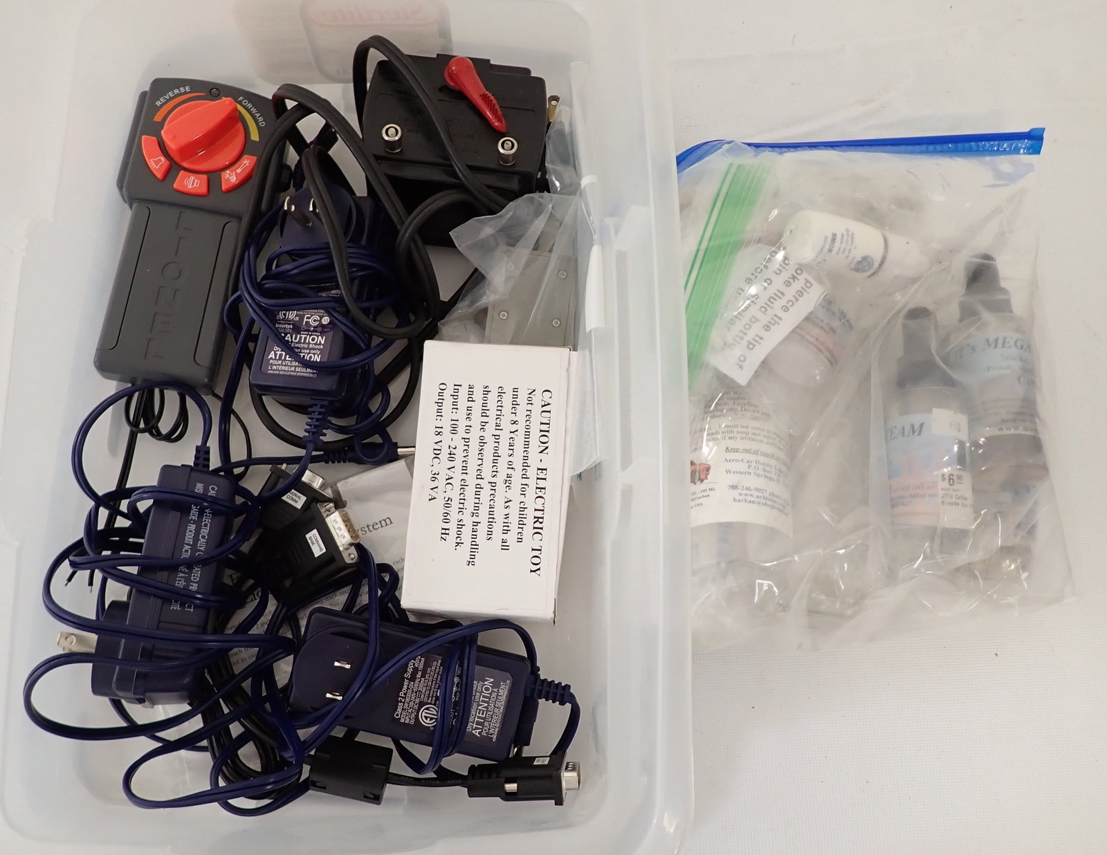 Lionel 1012 Transformer Union Pacific 91 Remote & Misc (1 of 5)