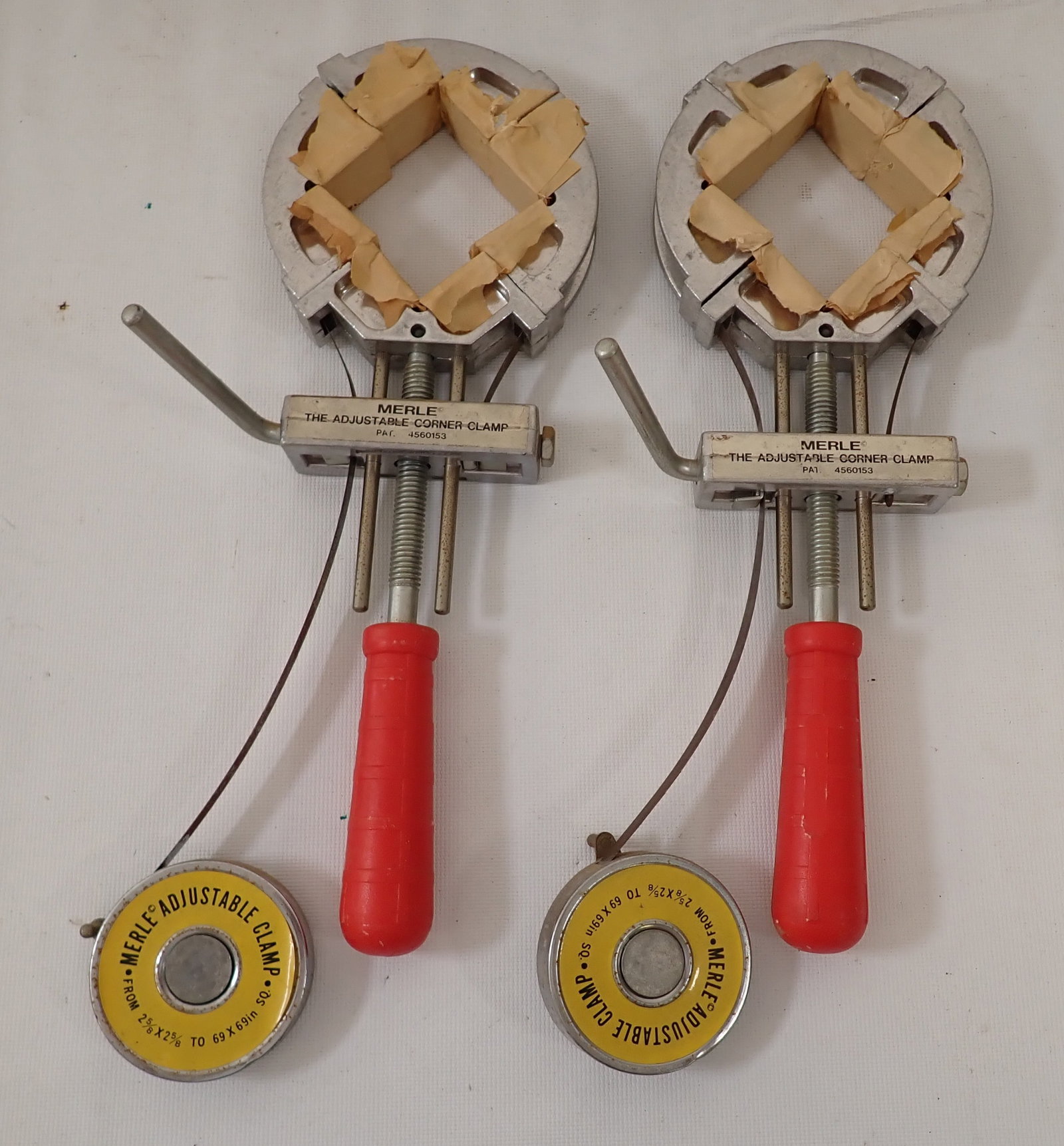 Merle Adjustable Corner Clamps (1 of 3)