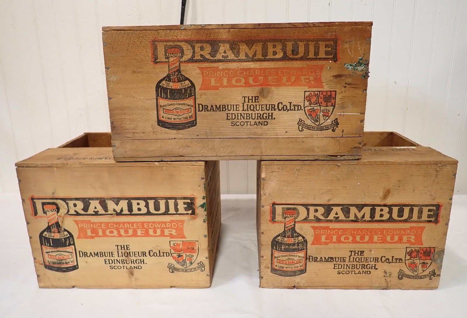 3 Drambuie Liquor Wooden Crates: Apprx 14" x 18 5/8" x 11" tall. No in house shipping !